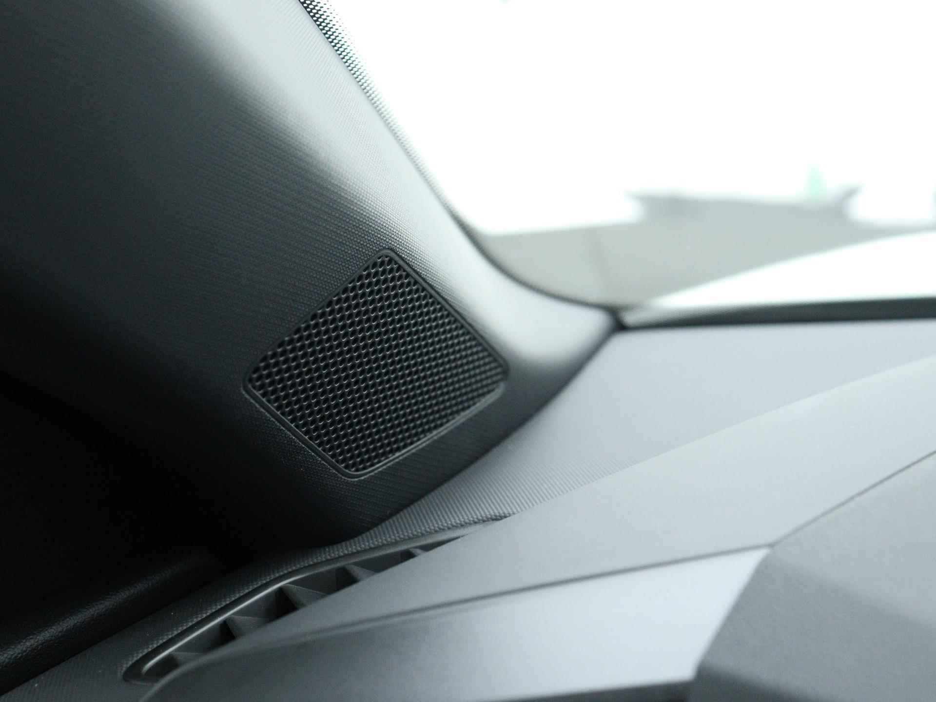 Audi A1 Sportback 25 TFSI S edition 95 PK | Automaat | Climatronic | 3-spaaks Sportstuur | 17 inch lichtmetalen velgen | Contrastpakket | Optiekpakket Zwart plus | Nu € 1.255,- ACTIEKORTING! | DIRECT LEVERBAAR! | - 22/31
