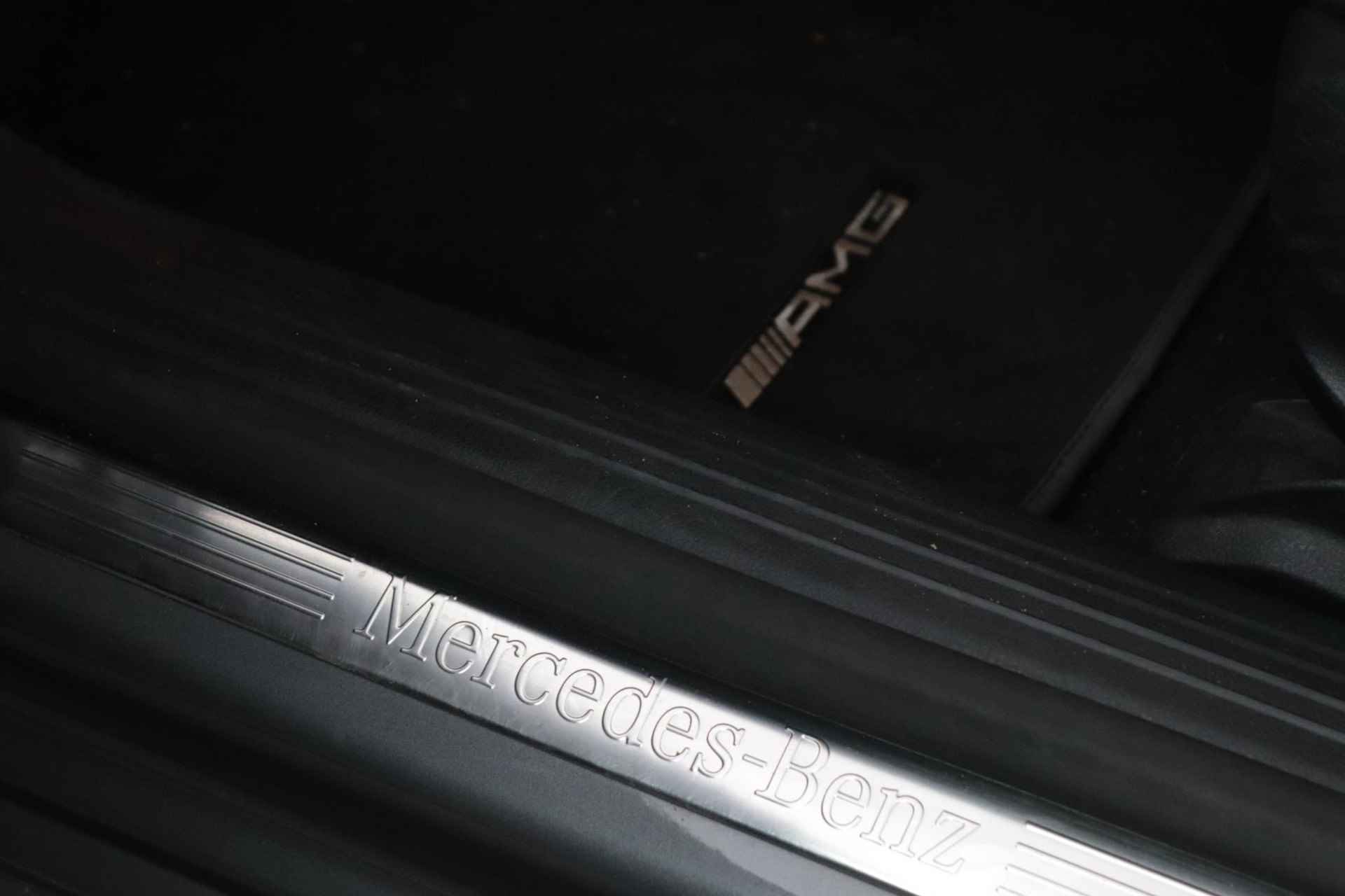 Mercedes-Benz A-klasse 200 Business Solution AMG Upgrade | Alcantara | Panoramadak | Widescreen | Schaal Stoelen |Sport Stuur| Hey Mercedes| - 14/58