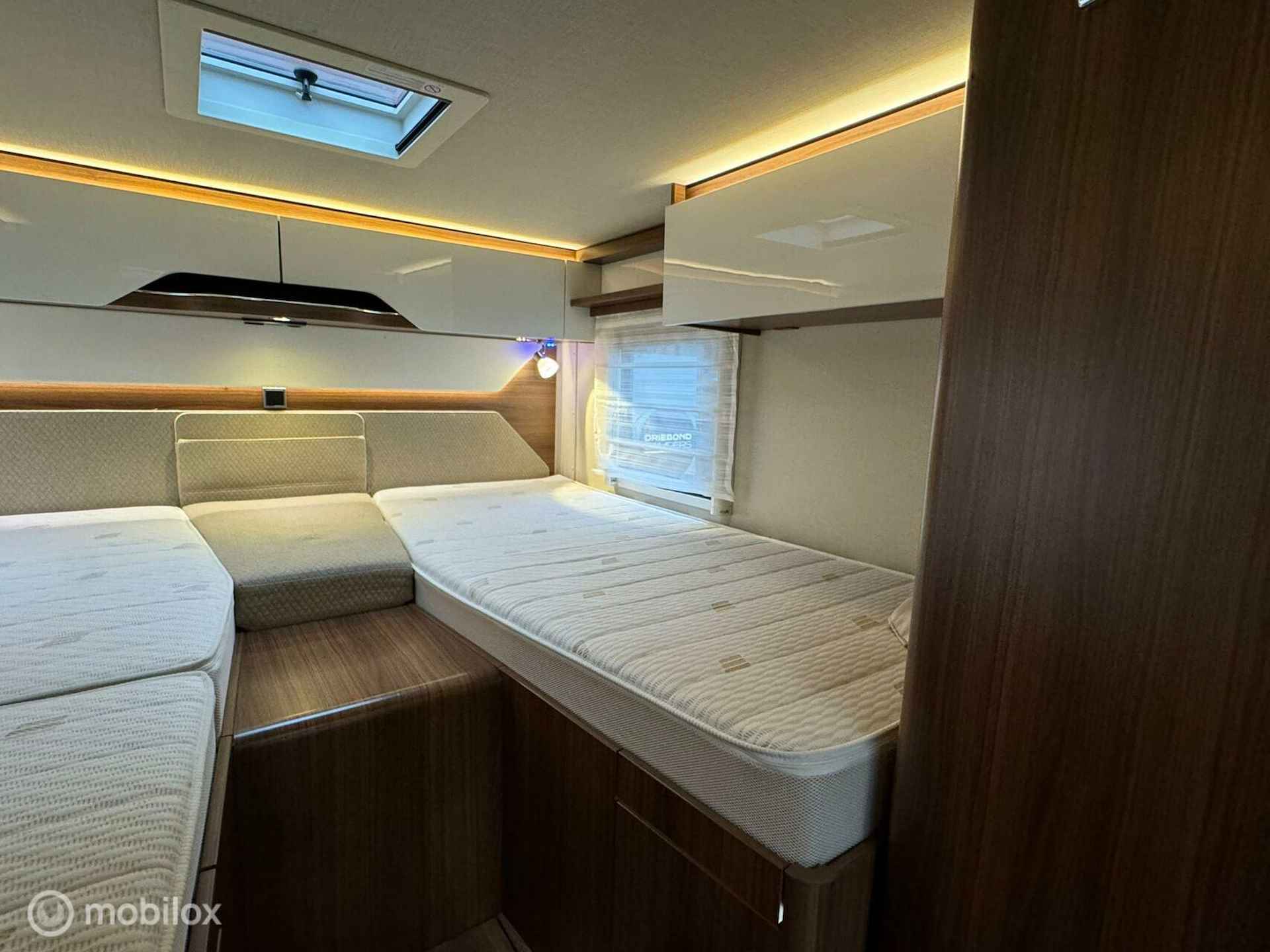 Hymer B580 MC Automaat Enkele Bedden Hefbed XXL Garage Silverline - 14/33