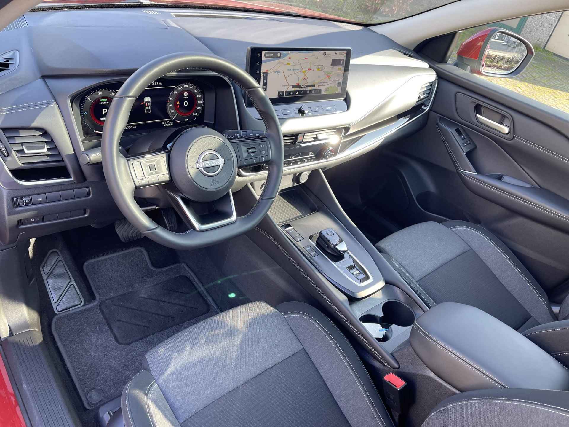 Nissan Qashqai 1.5 e-Power N-Connecta Design Pack | Panoramadak | Apple Carplay/Adroid Auto | Adapt. Cruise Control | Dodehoek Detectie | 360° Camera | Rijklaarprijs! - 10/26