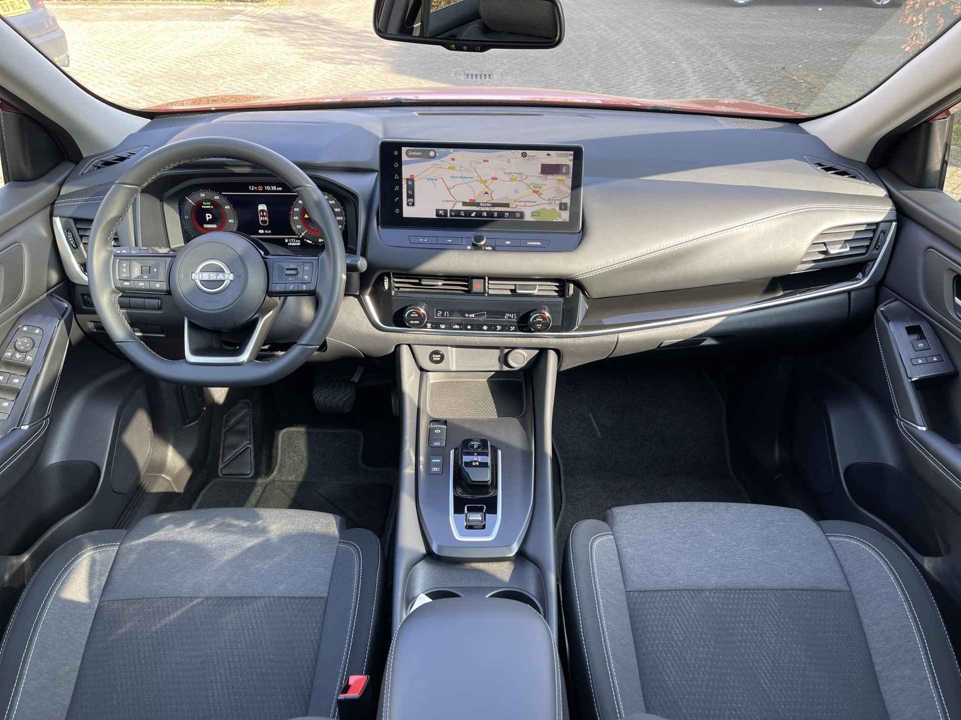 Nissan Qashqai 1.5 e-Power N-Connecta Design Pack / PRIJS = RIJKLAAR! / Panoramadak | Apple Carplay/Adroid Auto | Adapt. Cruise Control | Dodehoek Detectie | 360° Camera | - 13/26