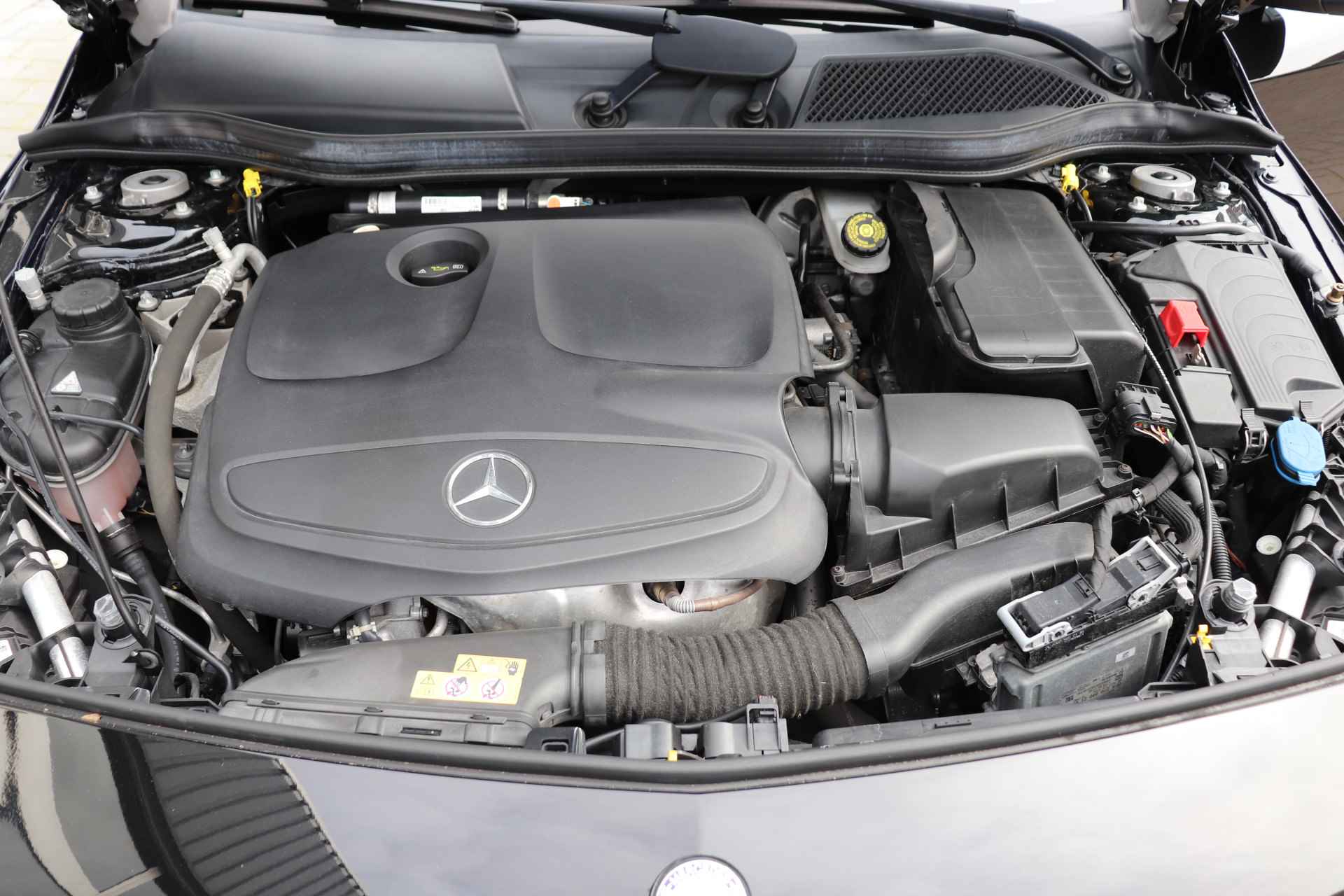 Mercedes-Benz A-Klasse 180 Business Solution Navigatie, trekhaak - 30/36