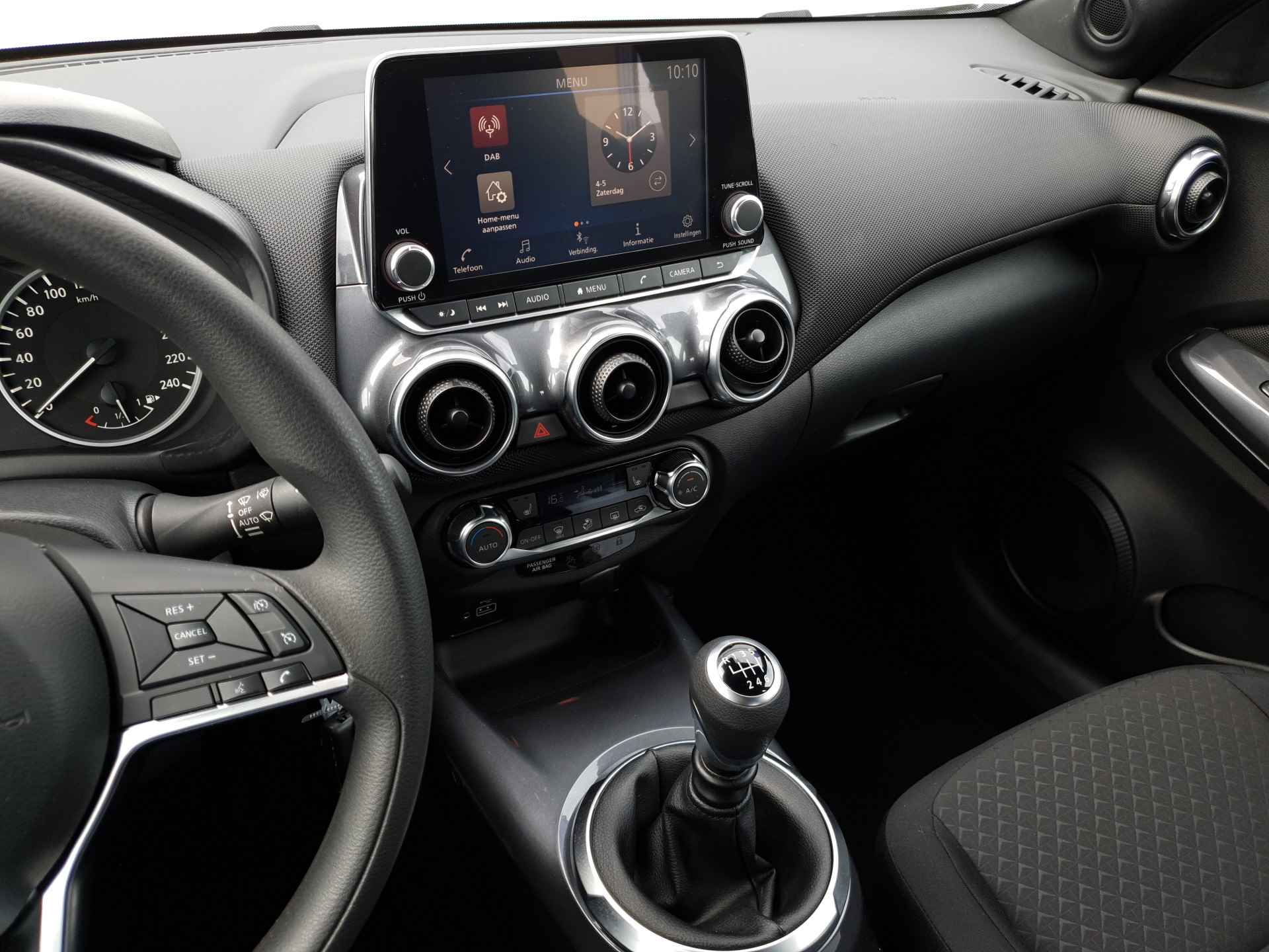 Nissan Juke 1.0 DIG-T 118pk | Apple Carplay | Android Auto | Camera | Stoelverwarming - 15/30