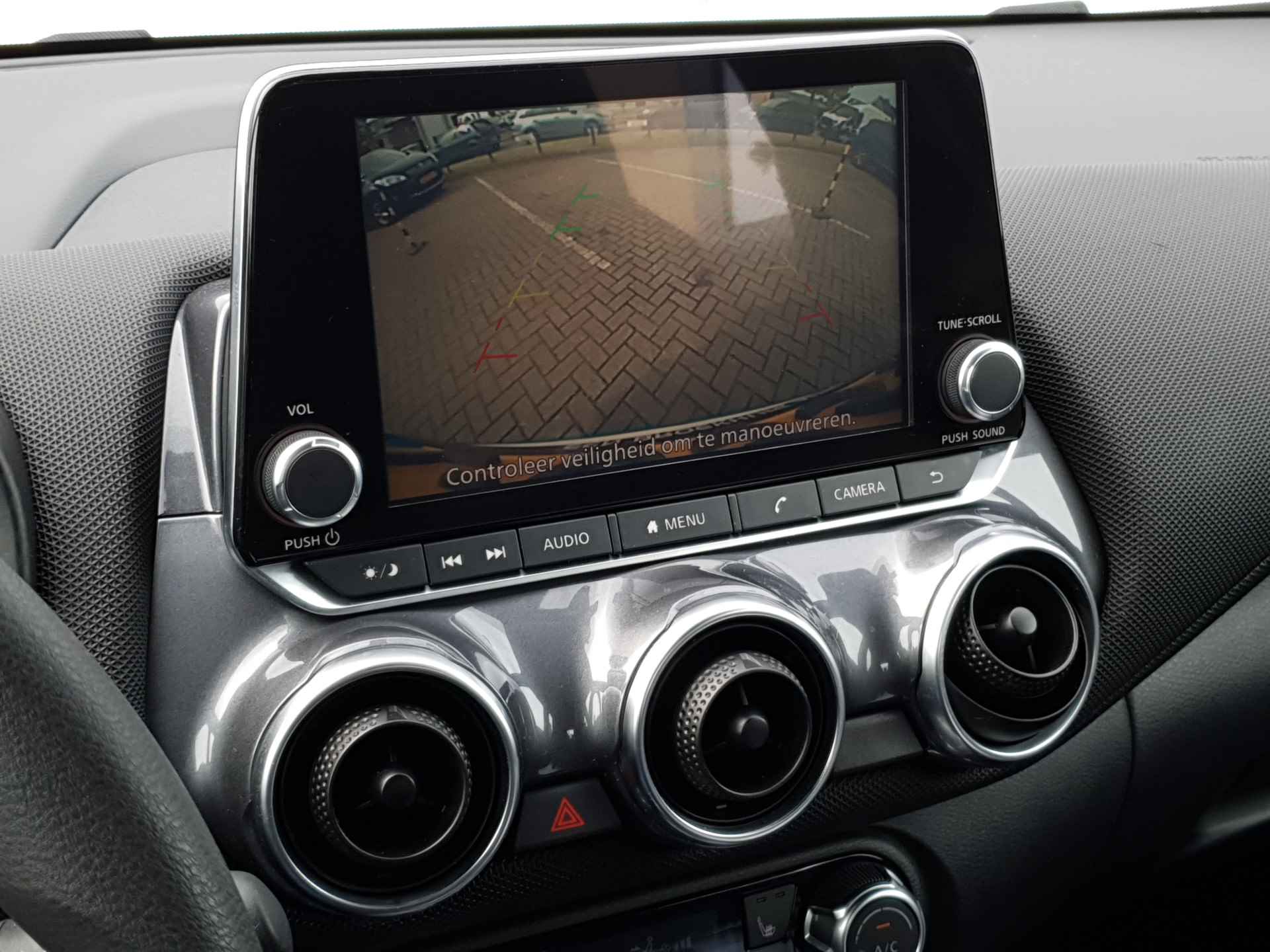 Nissan Juke 1.0 DIG-T 118pk | Apple Carplay | Android Auto | Camera | Stoelverwarming - 19/30