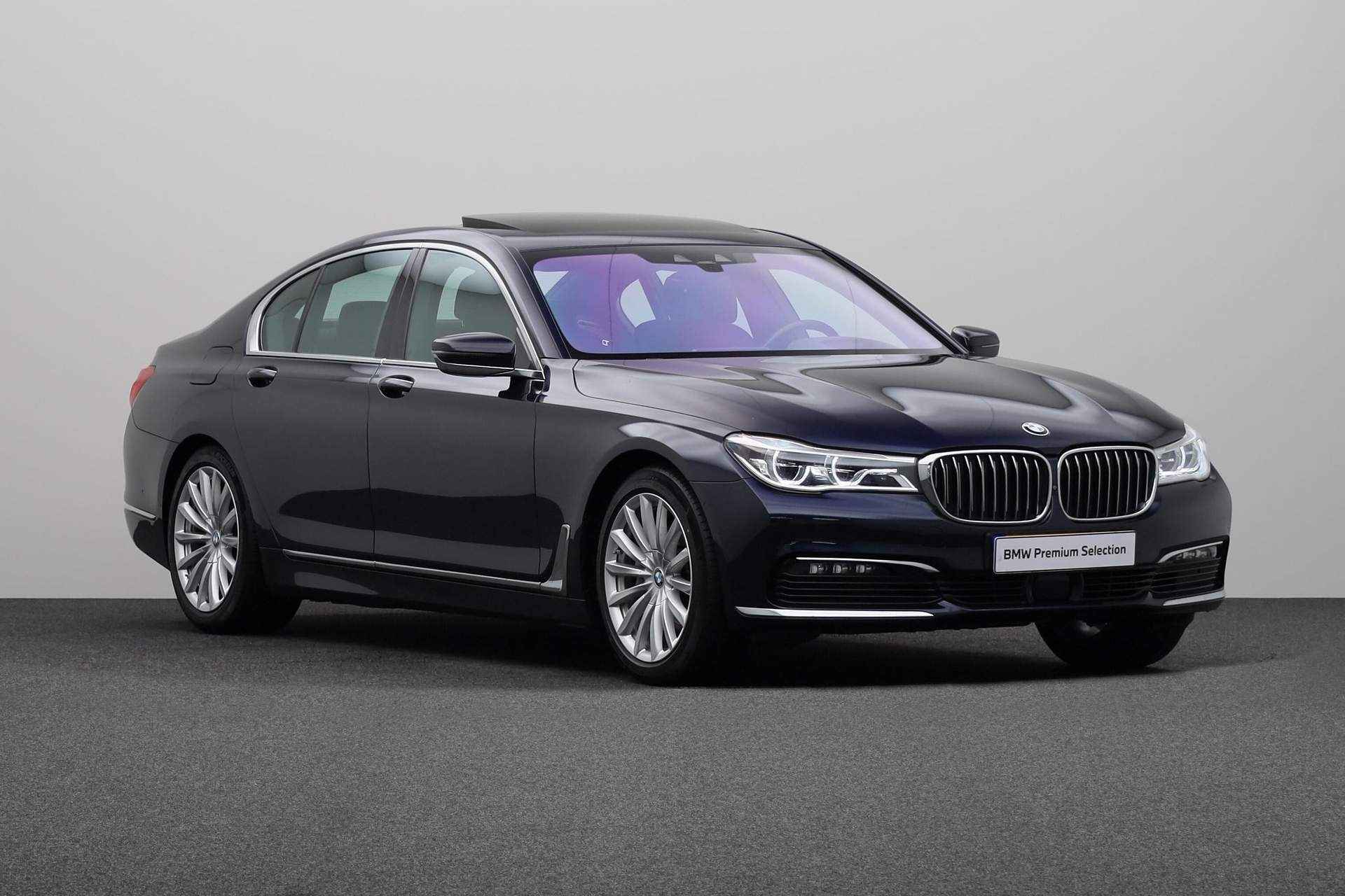 BMW 7 Serie 730d High Executive - 6/29