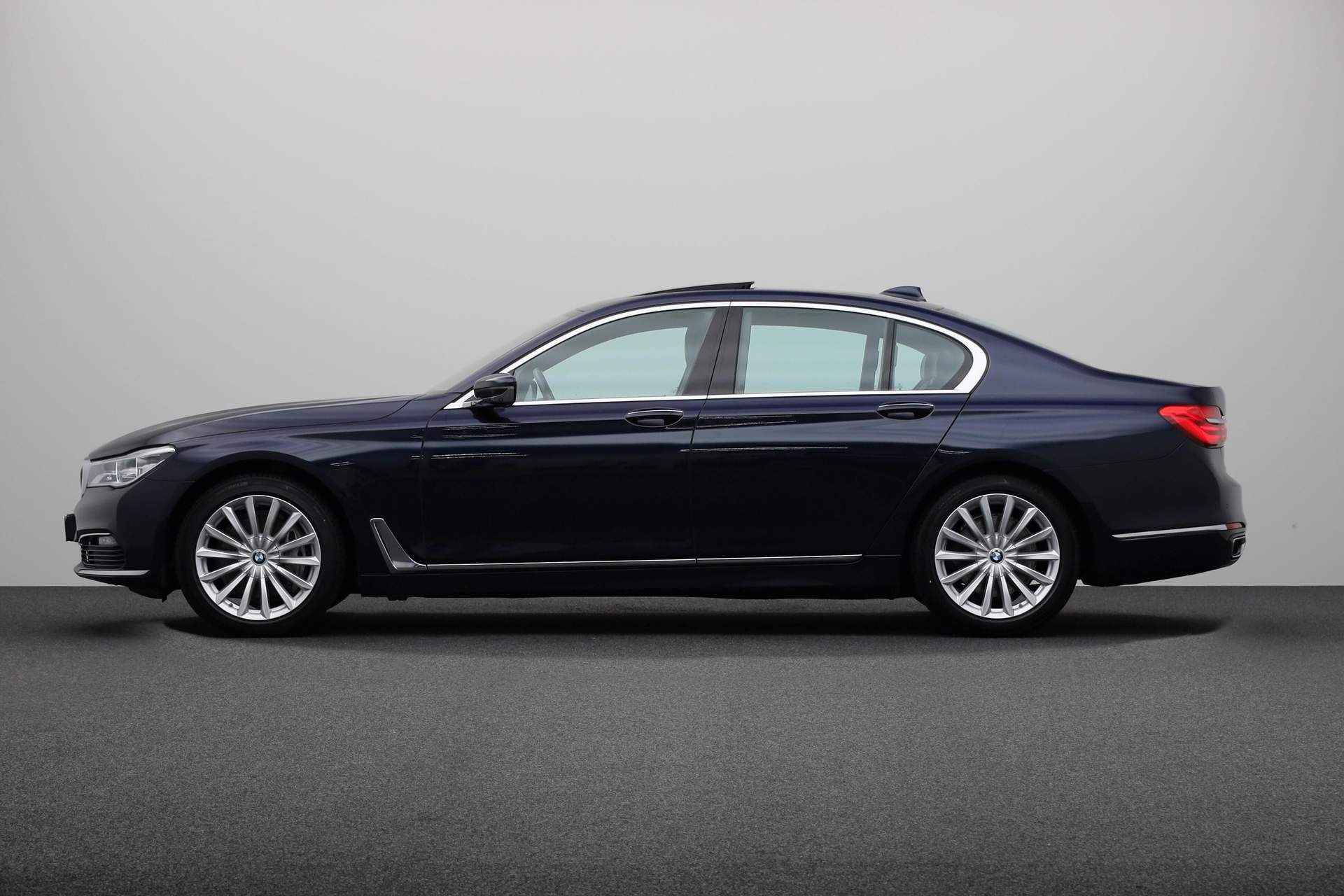 BMW 7 Serie 730d High Executive - 8/29