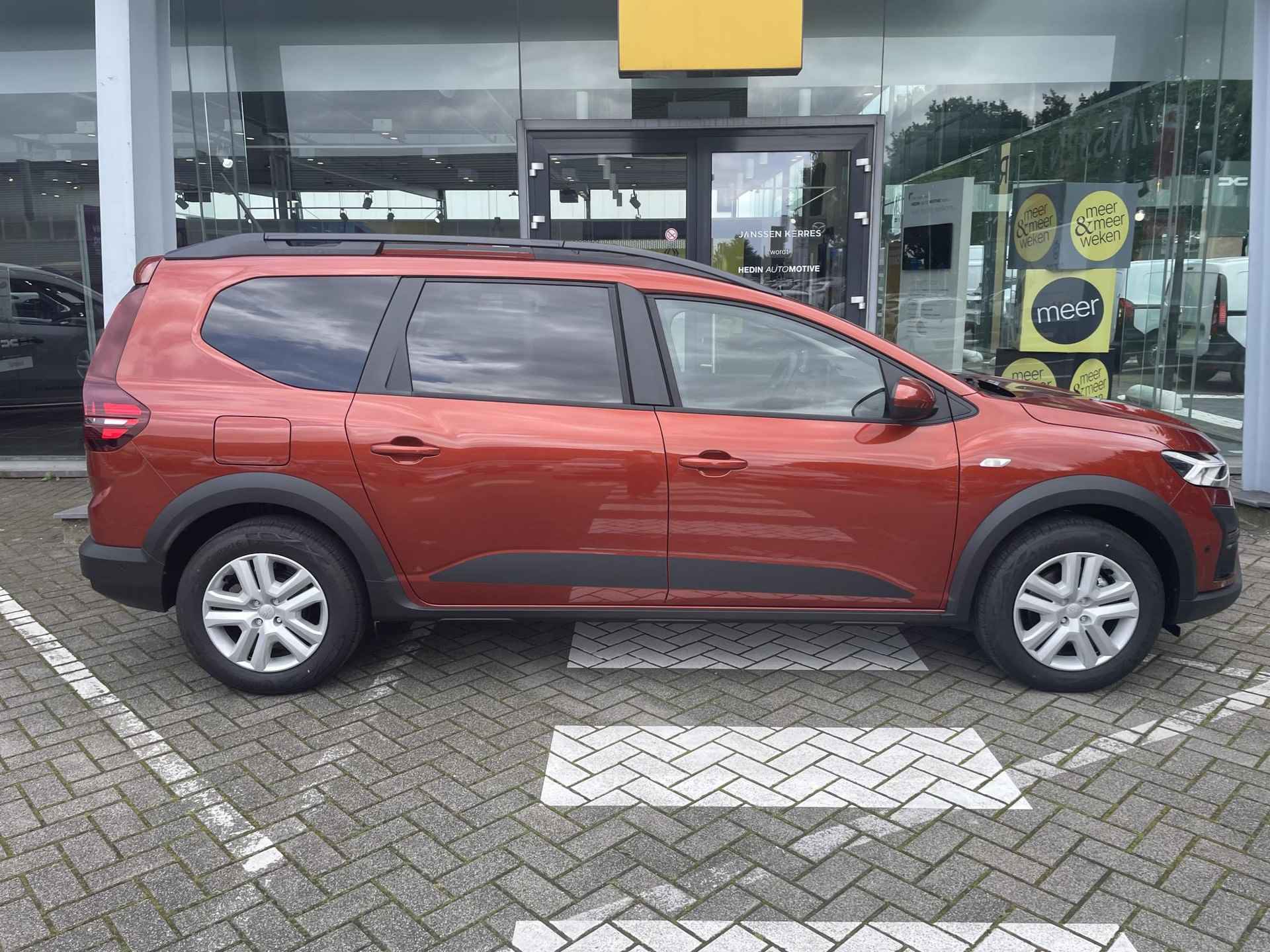 Dacia Jogger 1.6 Hybrid 140 Expression 7p. Pack Comfort, Pack Nav, Pack Assist, Pack Keyless - 3/27