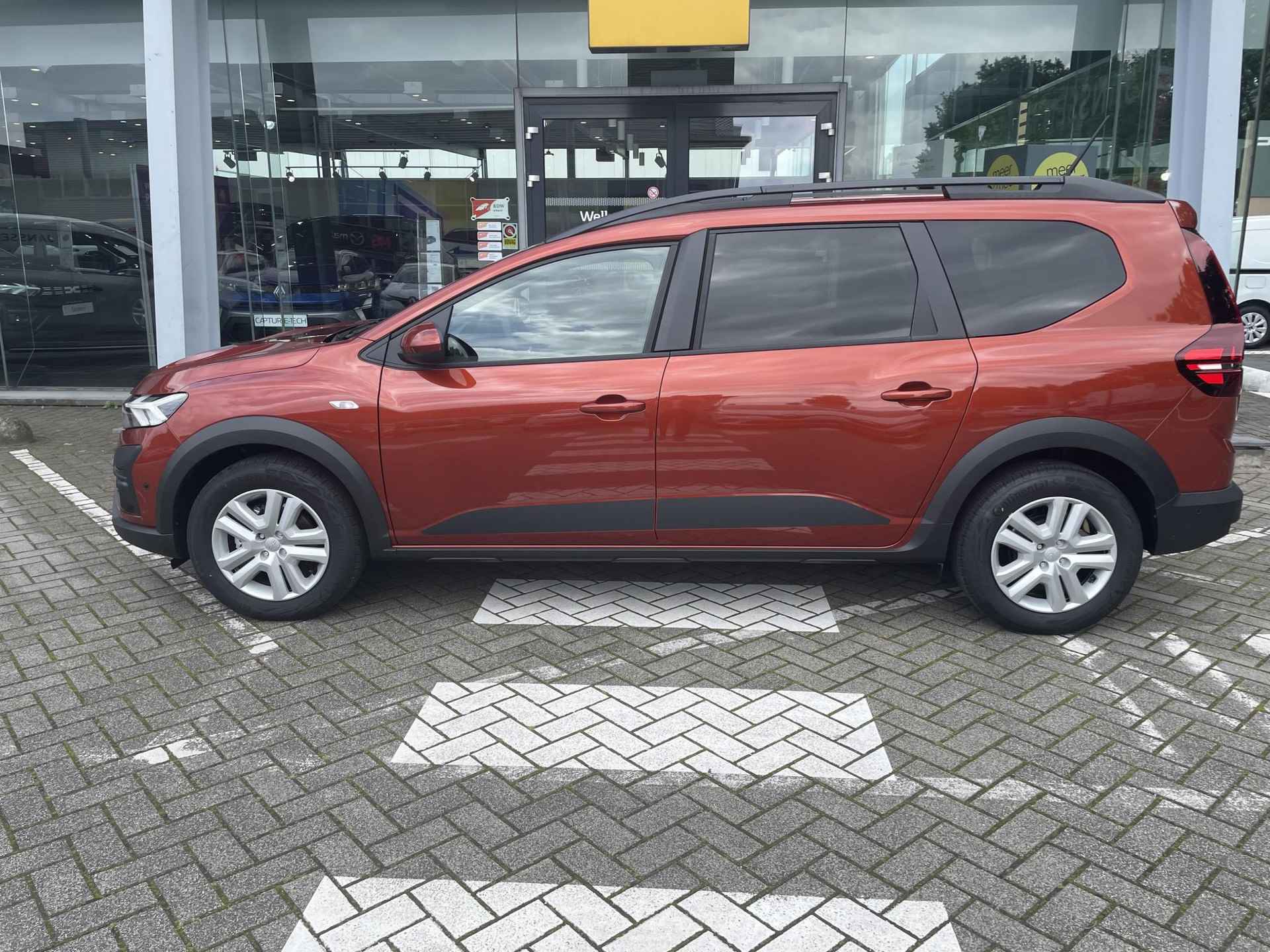 Dacia Jogger 1.6 Hybrid 140 Expression 7p. Pack Comfort, Pack Nav, Pack Assist, Pack Keyless - 4/27