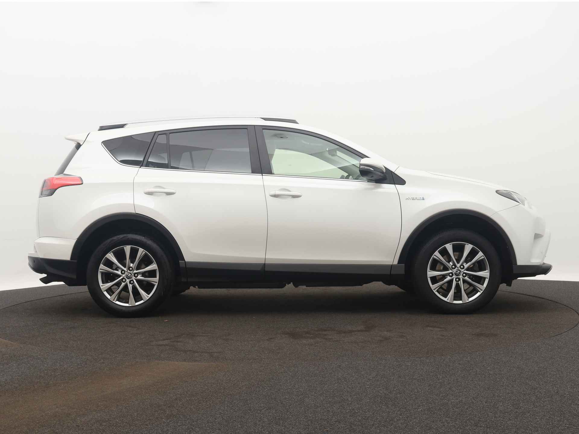 Toyota RAV4 2.5 Hybrid AWD Executive Limited | Schuif/kanteldak | Leder | Navigatie | 360 Camera | Navigatie | Climate Control | Dodehoek Ass. | Cruise Control Adaptief | Stoelverwarming | - 30/47