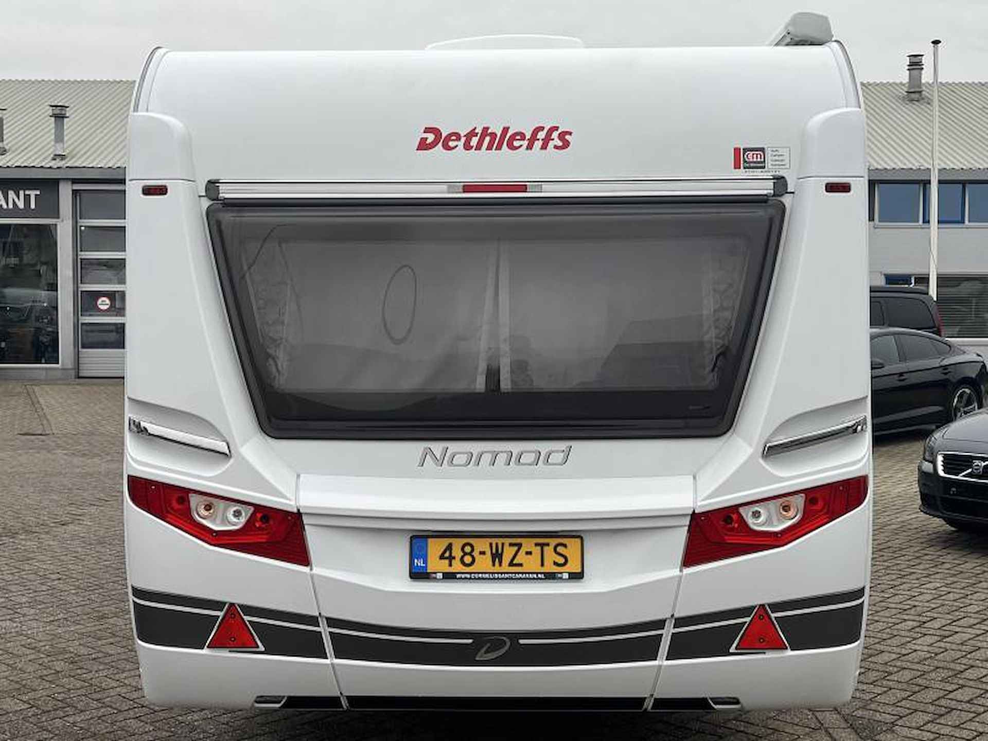 Dethleffs Nomad Avantgarde 460 EL MOVER - LUIFEL - FIETSEND - 6/22