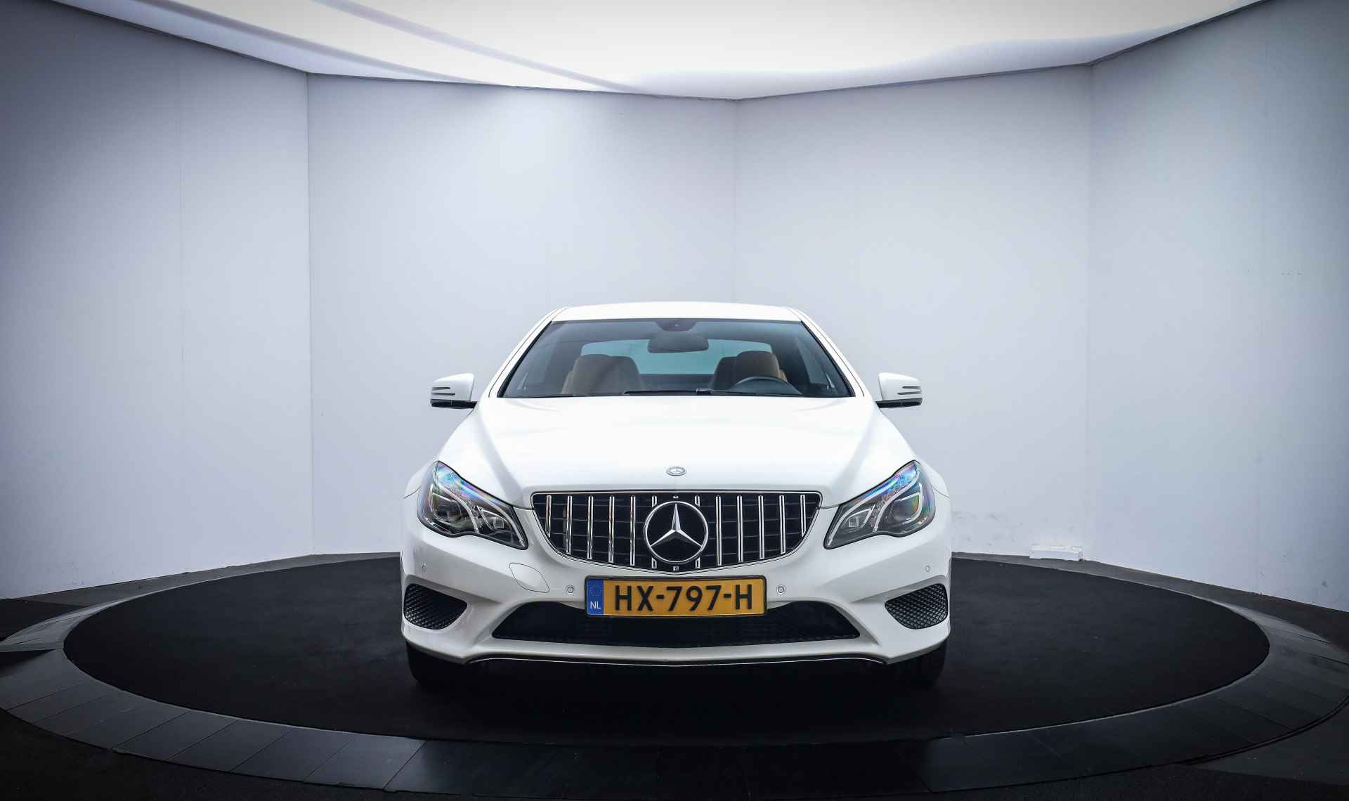 Mercedes-Benz E-Klasse Coupé 200Aut Ambition FULL LED/NAVI/LEDER/STOELVERW./LMV 19''/PDC - 2/26