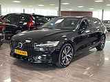 Volvo V60 B4 Plus Dark | Trekhaak | Adaptieve Cruise Control | Stoelverwarming voor+achter | Stuurwielverwarming | Parkeercamera | Pilot A