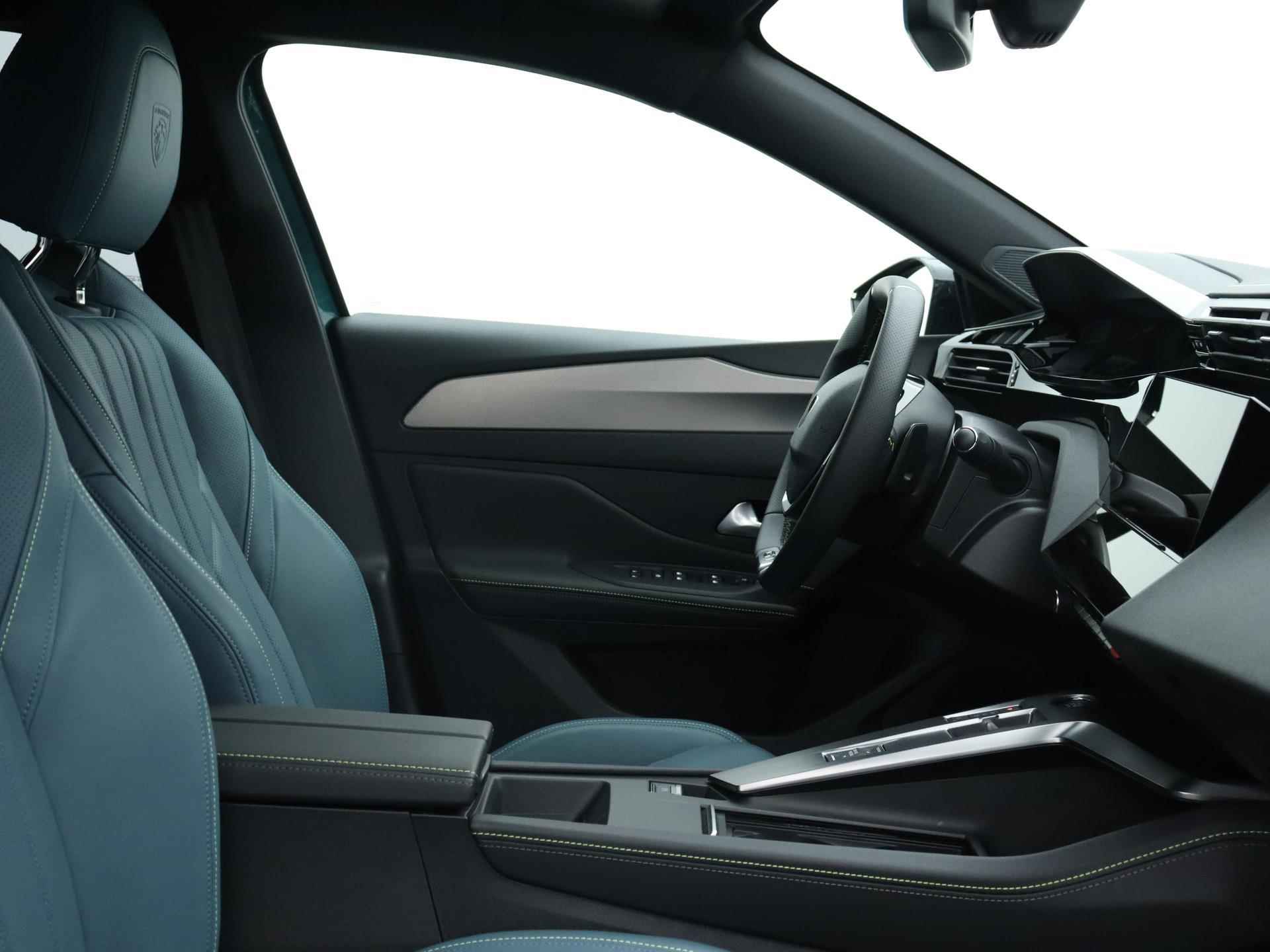 Peugeot 308 SW Hybrid GT 225pk Automaat | Navigatie | Elektrisch Bedienbare Achterklep | Lederen Bekleding | Licht Metalen Velgen 18"| Adaptieve Cruise Control - 20/42