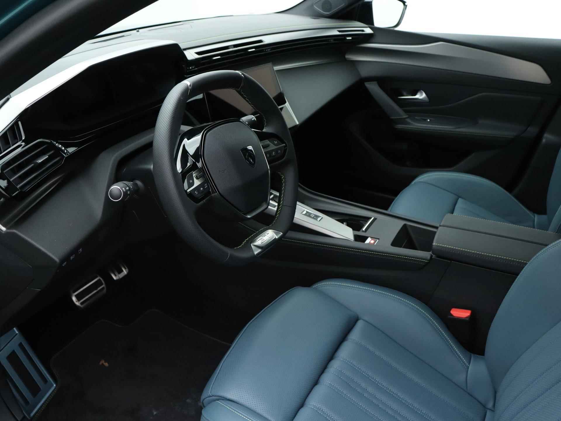 Peugeot 308 SW Hybrid GT 225pk Automaat | Navigatie | Elektrisch Bedienbare Achterklep | Lederen Bekleding | Licht Metalen Velgen 18"| Adaptieve Cruise Control - 21/42