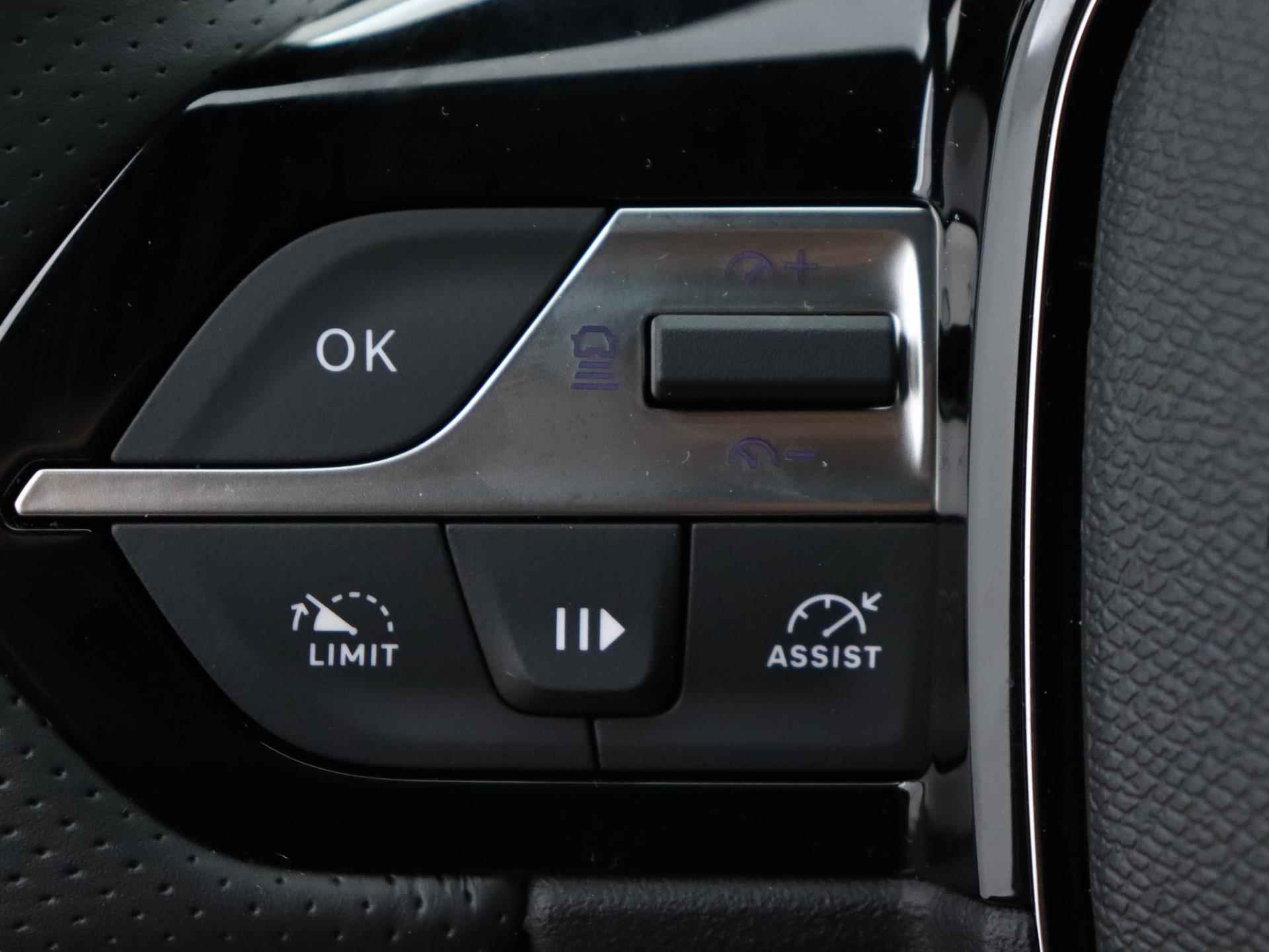 Peugeot 308 SW Hybrid GT 225pk Automaat | Navigatie | Elektrisch Bedienbare Achterklep | Lederen Bekleding | Licht Metalen Velgen 18"| Adaptieve Cruise Control - 27/42