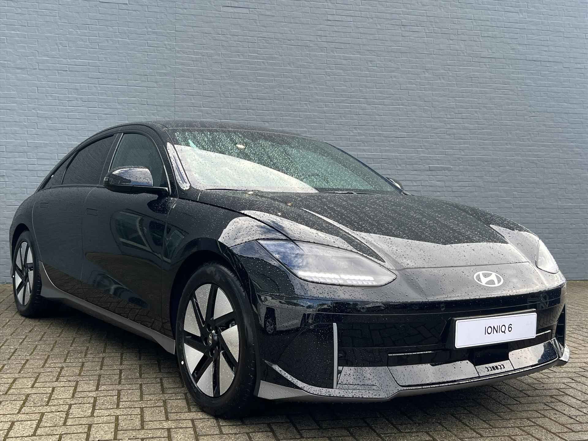 HYUNDAI Ioniq 6 77,4 kWh 229pk RWD Connect - 6/30