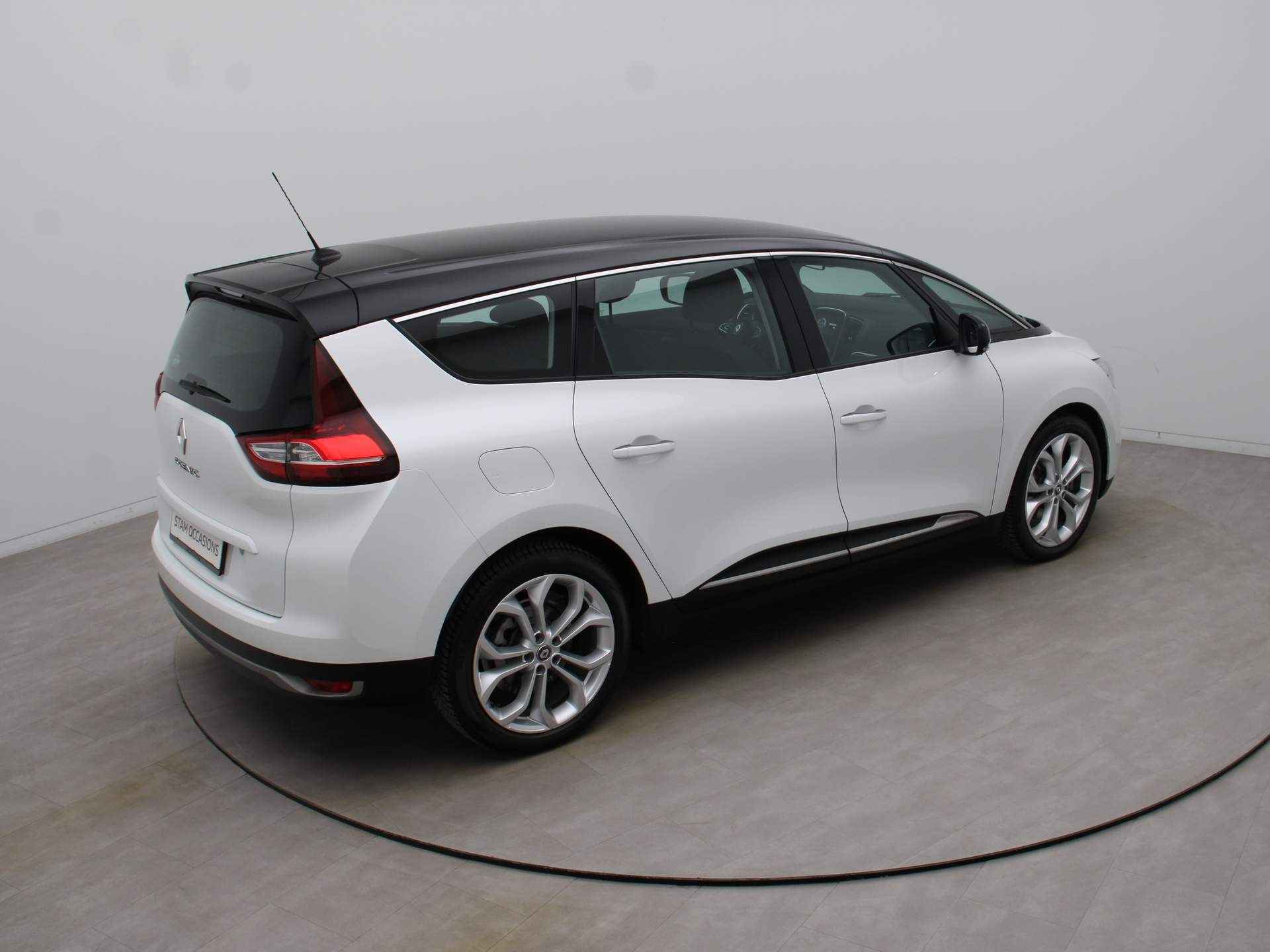 Renault Grand Scénic TCe 140pk Intens 7-PERS. EDC/AUTOMAAT Climate | Carplay | Navi | Parksens. v+a - 10/33