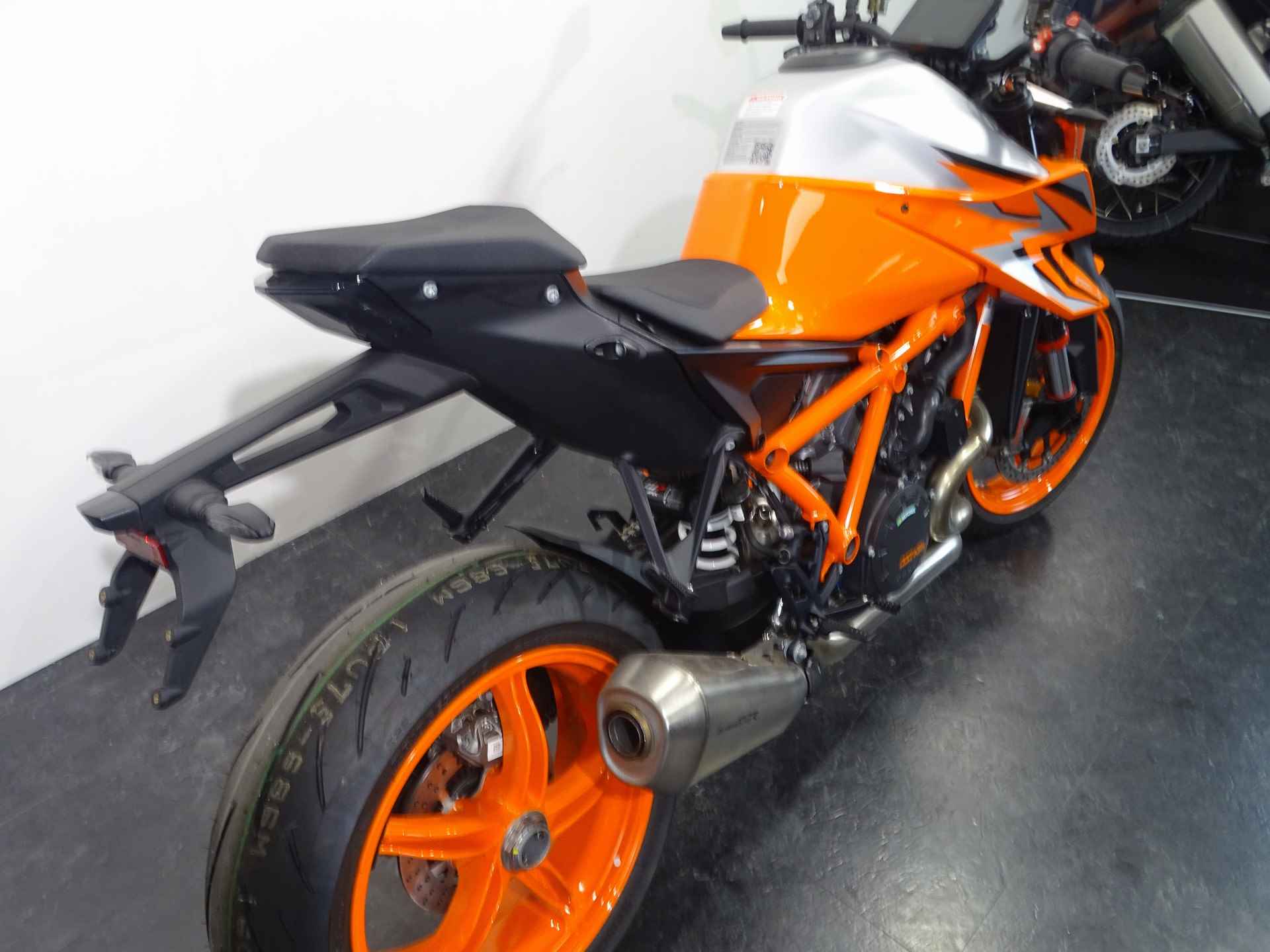 KTM 1290 SUPERDUKE R ABS - 3/7