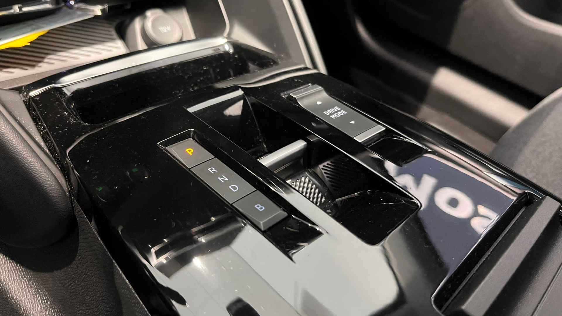 Citroen Ë-C4 Shine 50 kWh | Navigatie | Camera | Apple Carplay/Android Auto - 20/31