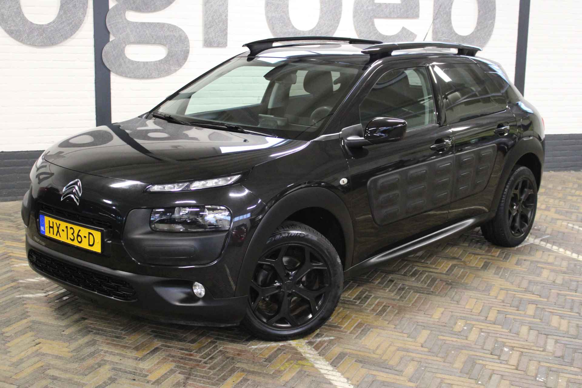 Citroën C4 Cactus 1.2 PureTech Feel | Incl. 12 maanden garantie | Climate control | Cruise control | Trekhaak | Bluetooth | Navigatie | Parkeercamera | - 6/46