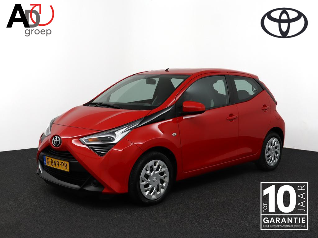 Toyota Aygo 1.0 VVT-i x-play limited | Airco | Centrale vergrendeling | Bluetooth| Achteruitrijcamera |