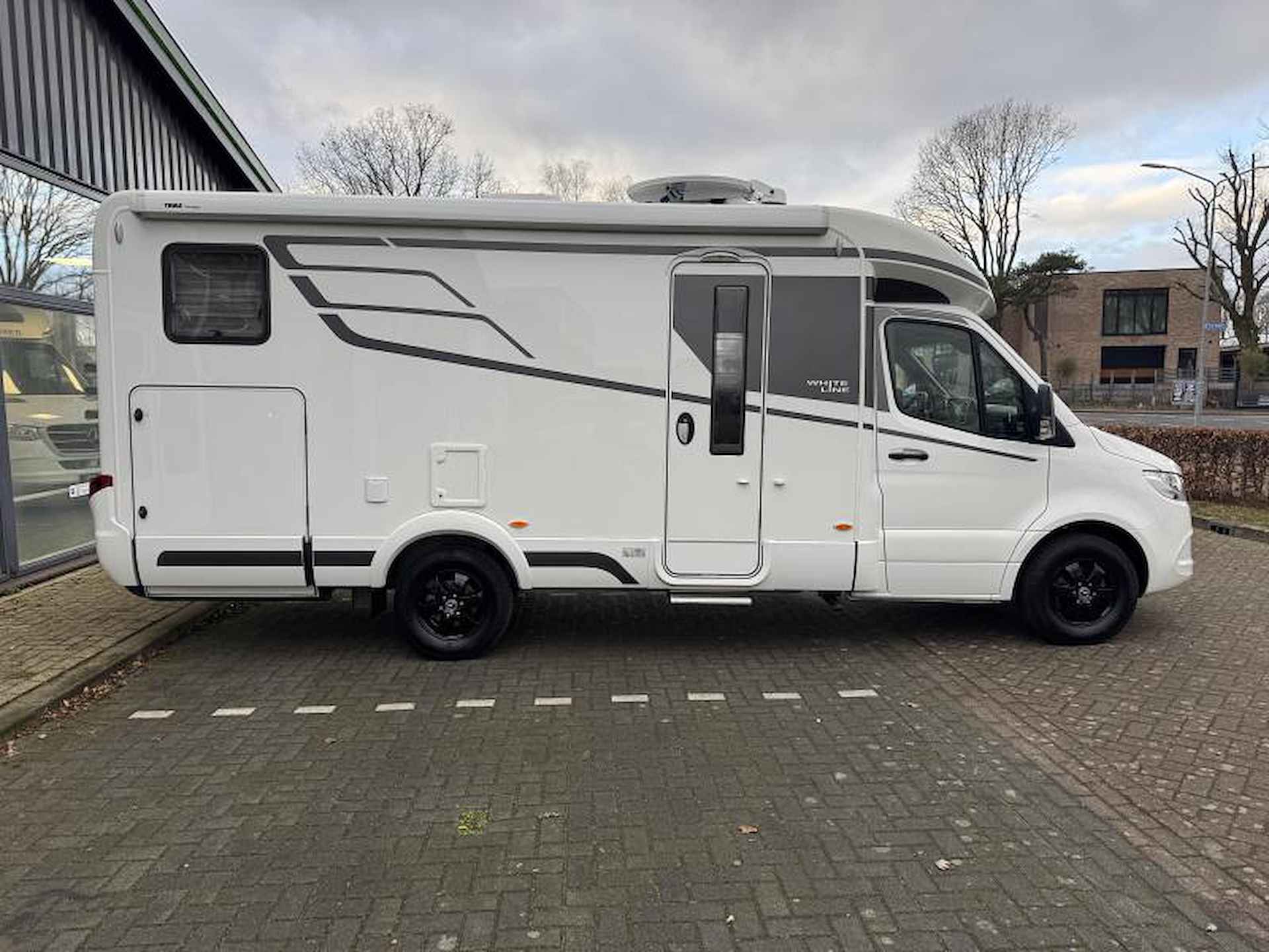 Hymer B-MCT 600 White-Line - 6/25