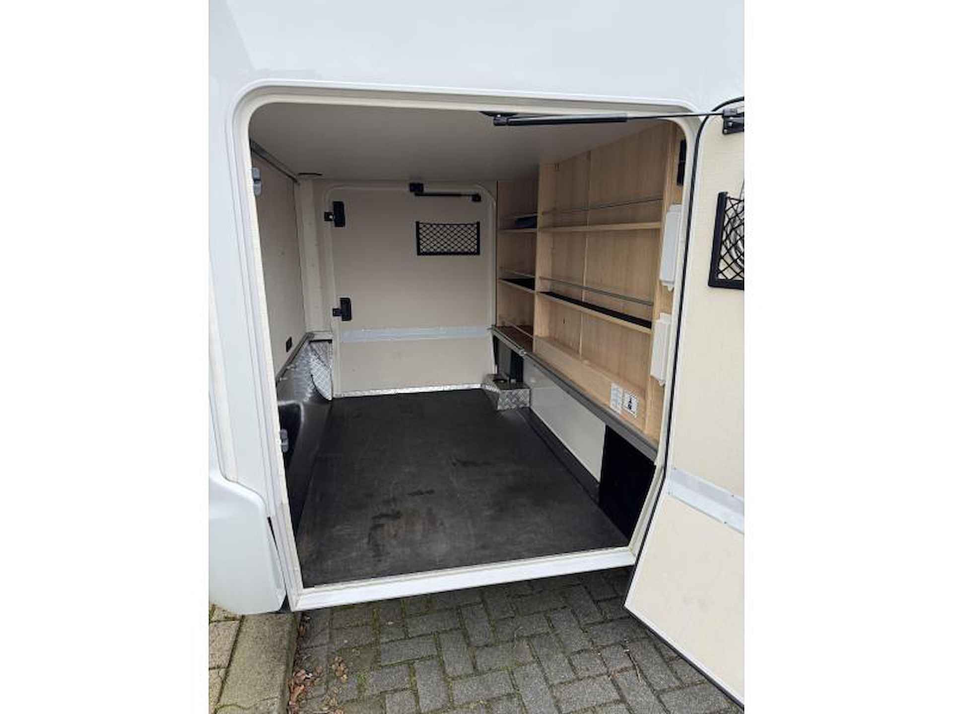 Hymer B-MCT 600 White-Line - 10/25