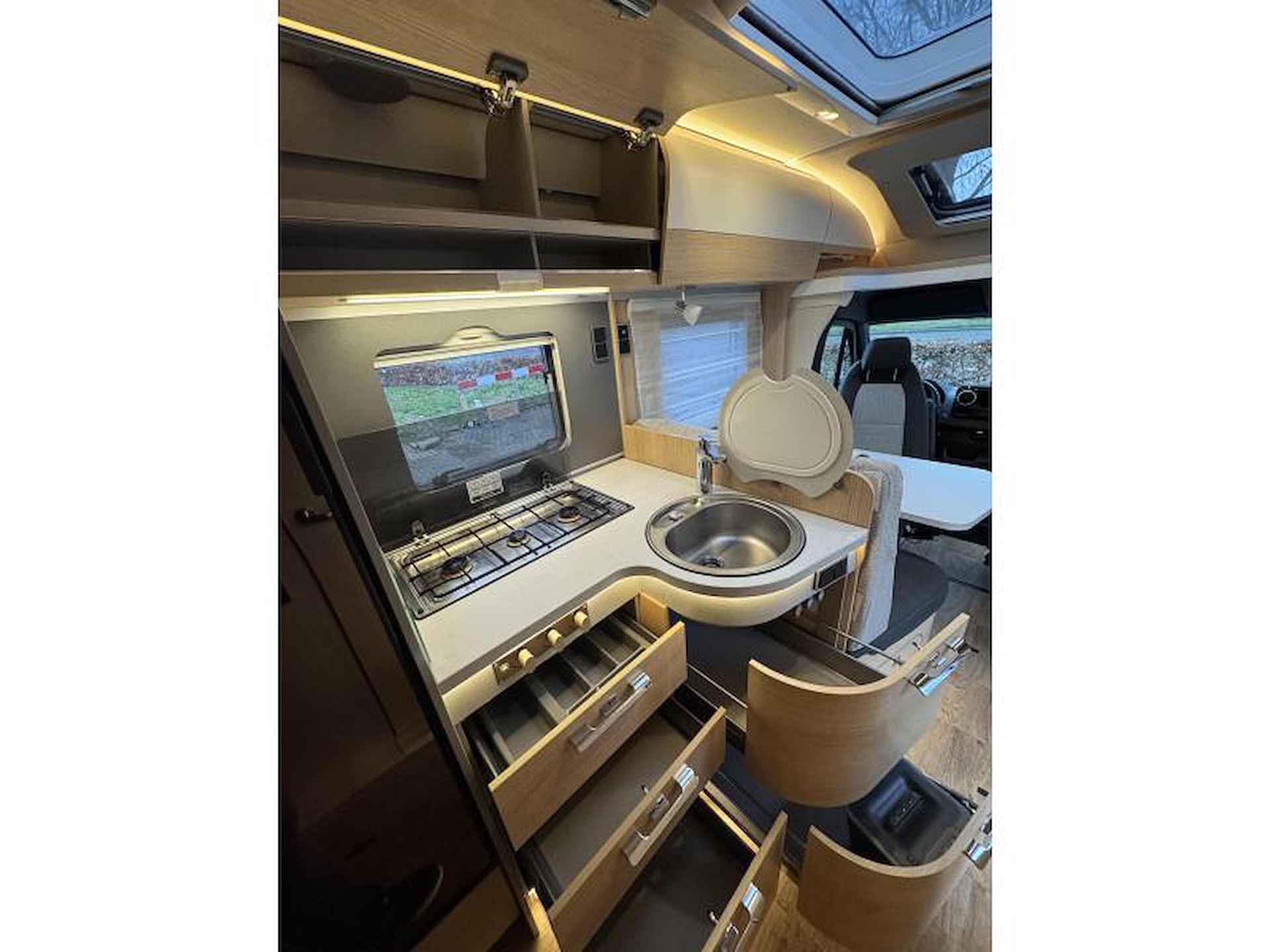 Hymer B-MCT 600 White-Line - 15/25