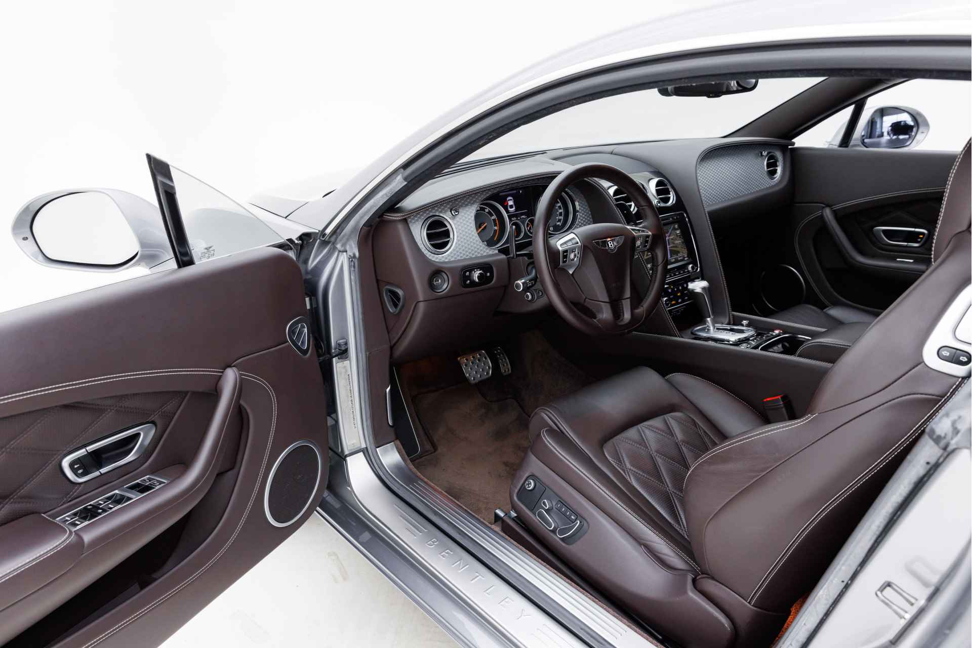 Bentley Continental GT 4.0 V8 Mulliner - 7/37