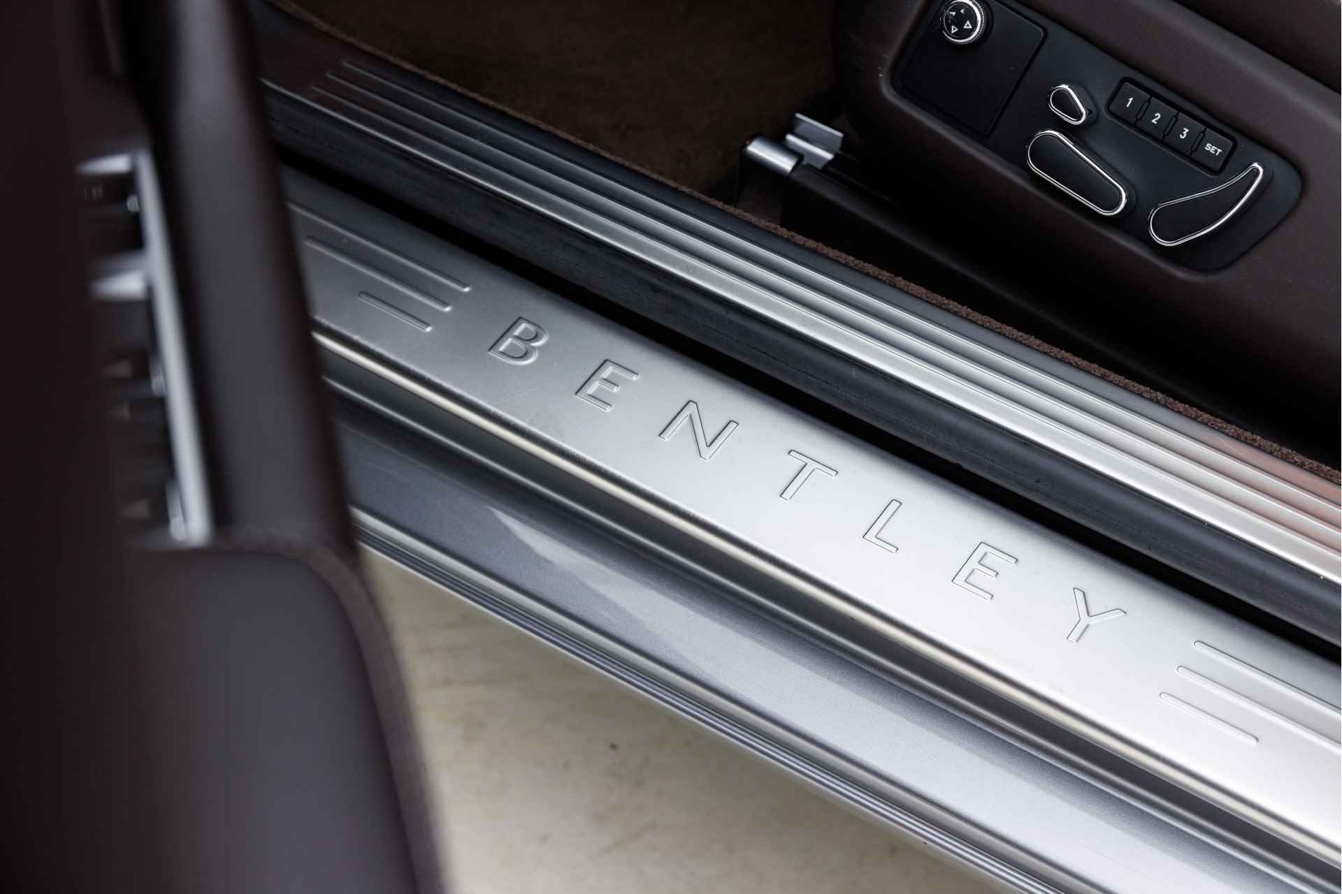 Bentley Continental GT 4.0 V8 Mulliner - 13/37