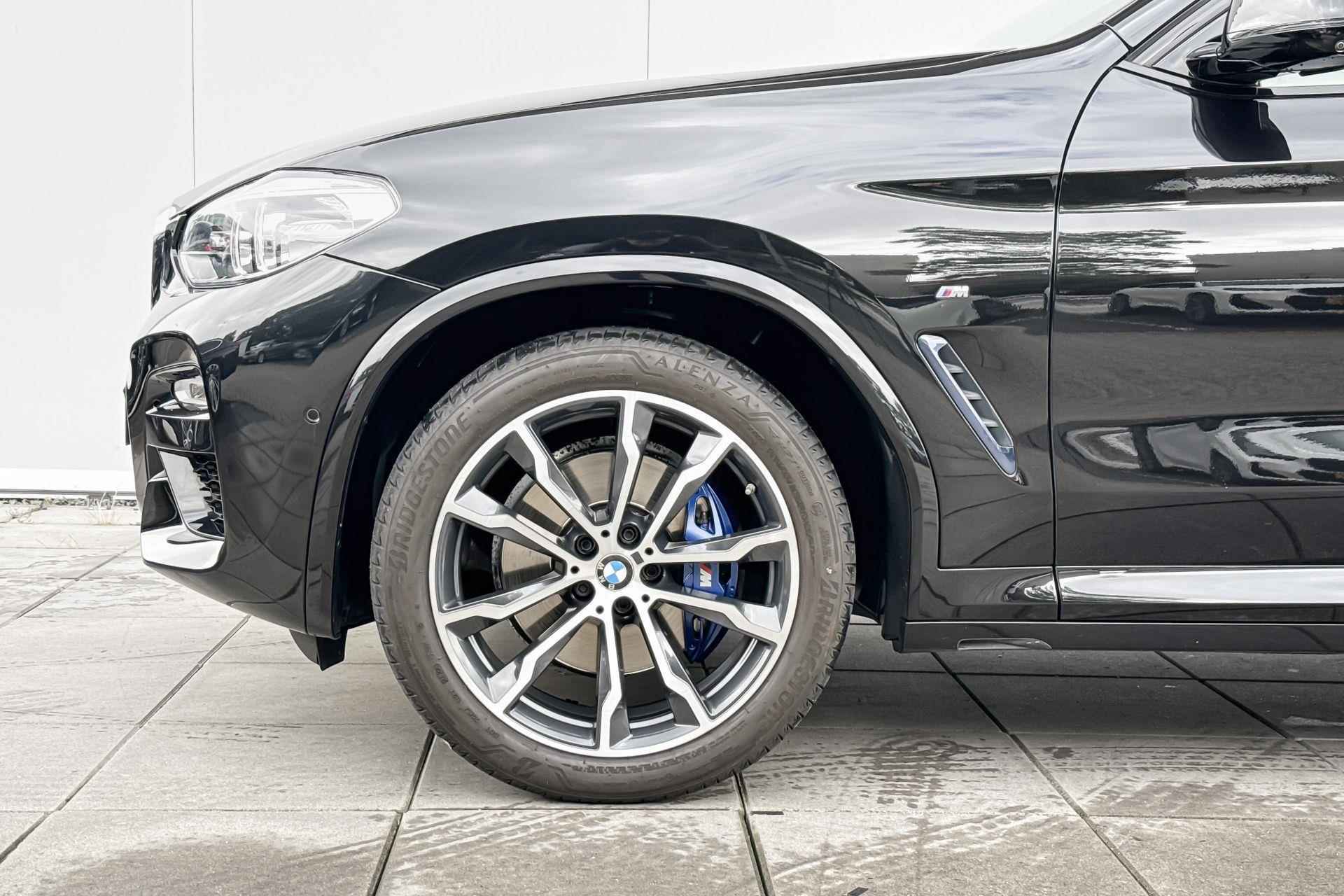 BMW X4 xDrive20i High Executive M-Sport 20 Inch / Head Up Display / Comfort Acces / Getinte Ramen / Dimmende Binnen & Buitenspiegels / Electrisch Verstelbare Voorstoelen / Driving Assistant / Parking Assistant Plus / Harman Kardon - 3/23