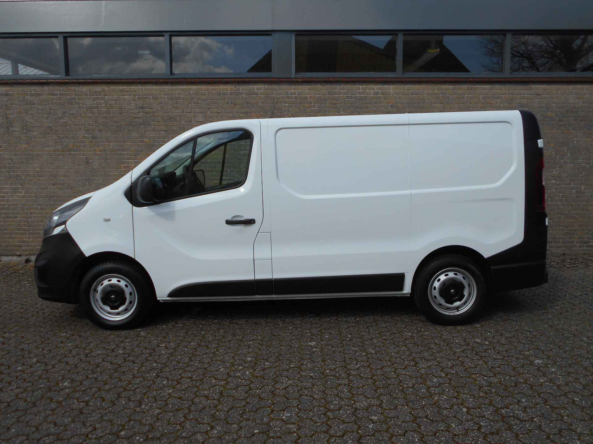 Opel Vivaro GB 1.6 CDTi 95pk Start/Stop L1H1 - 27/28