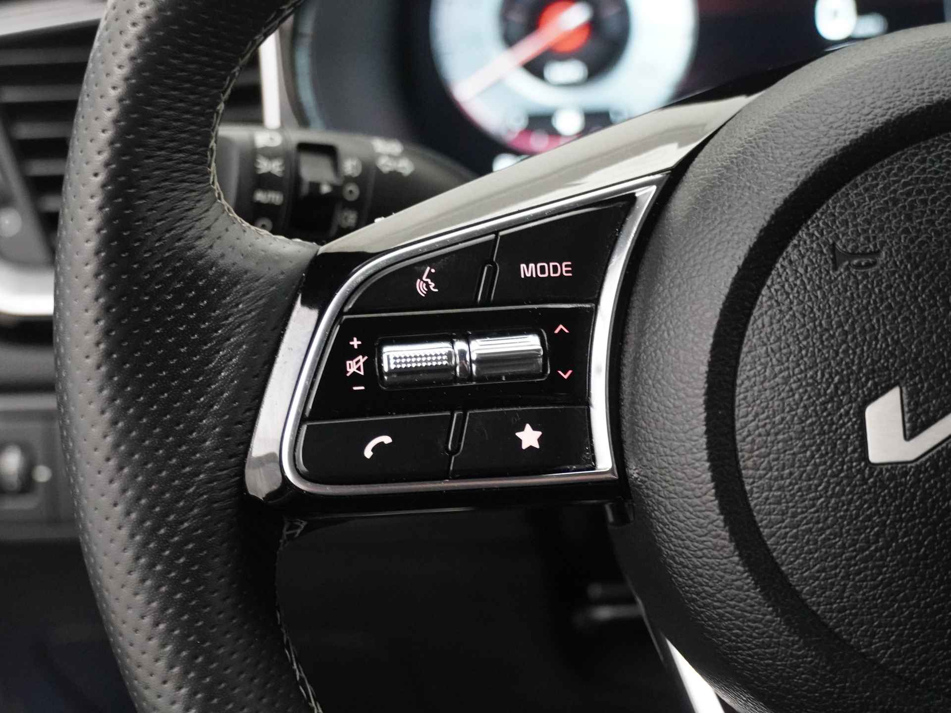 Kia Xceed 1.0 T-GDi GT-Line First Edition - Cruise Control - Climate Control - Navigatie - Stoel/Stuur Verwarming - Apple/Android Carplay - Fabrieksgarantie Tot 2029 - 23/46