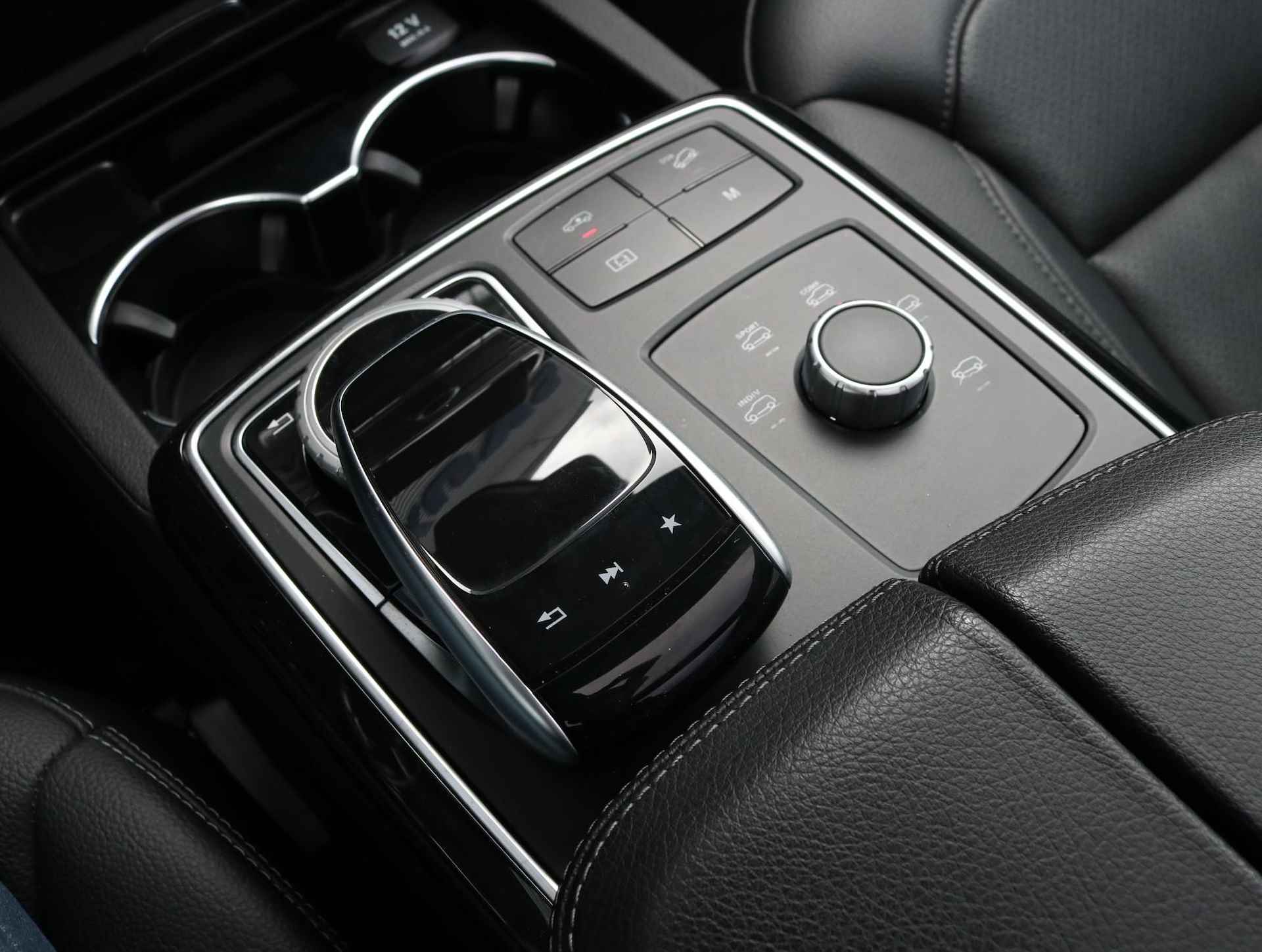 Mercedes-Benz GLE 400 4MATIC AMG | Trekhaak | Apple Carplay | Distronic - 24/26
