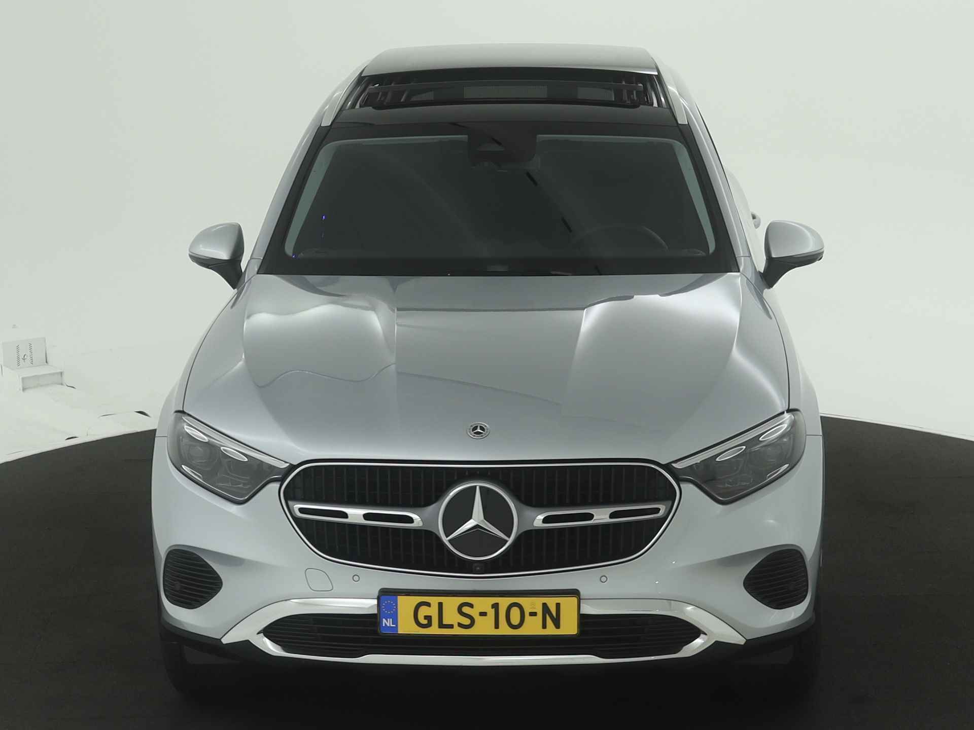 Mercedes-Benz GLC 300 e 4M Plug-In Hybride | Trekhaak | Panoramadak | Digital light | Memory | Stuur verwarming | 360°-camera | Inclusief 24 maanden MB Certified garantie voor Europa. - 29/46