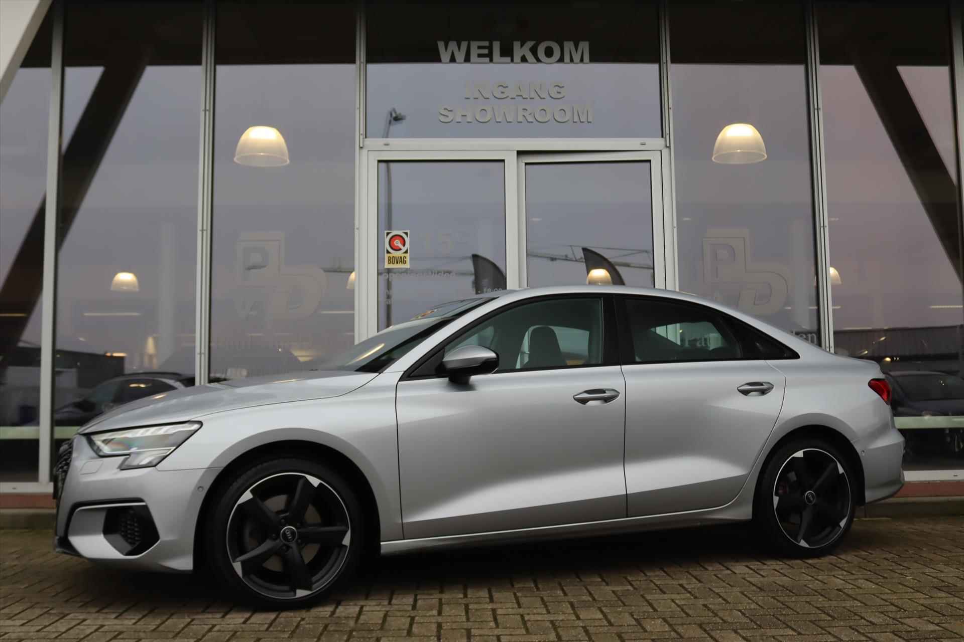 Audi A3 Limousine 35TFSI 150PK  AUTOMAAT BUSINESS E.D. Trekhaak | Navi | Adapt.Cruise | NL Auto | Virtual Cockpit | Camera | 18 Inch Lm | - 4/57