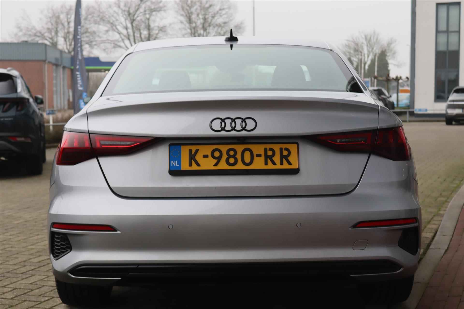 Audi A3 Limousine 35TFSI 150PK  AUTOMAAT BUSINESS E.D. Trekhaak | Navi | Adapt.Cruise | NL Auto | Virtual Cockpit | Camera | 18 Inch Lm | - 44/57