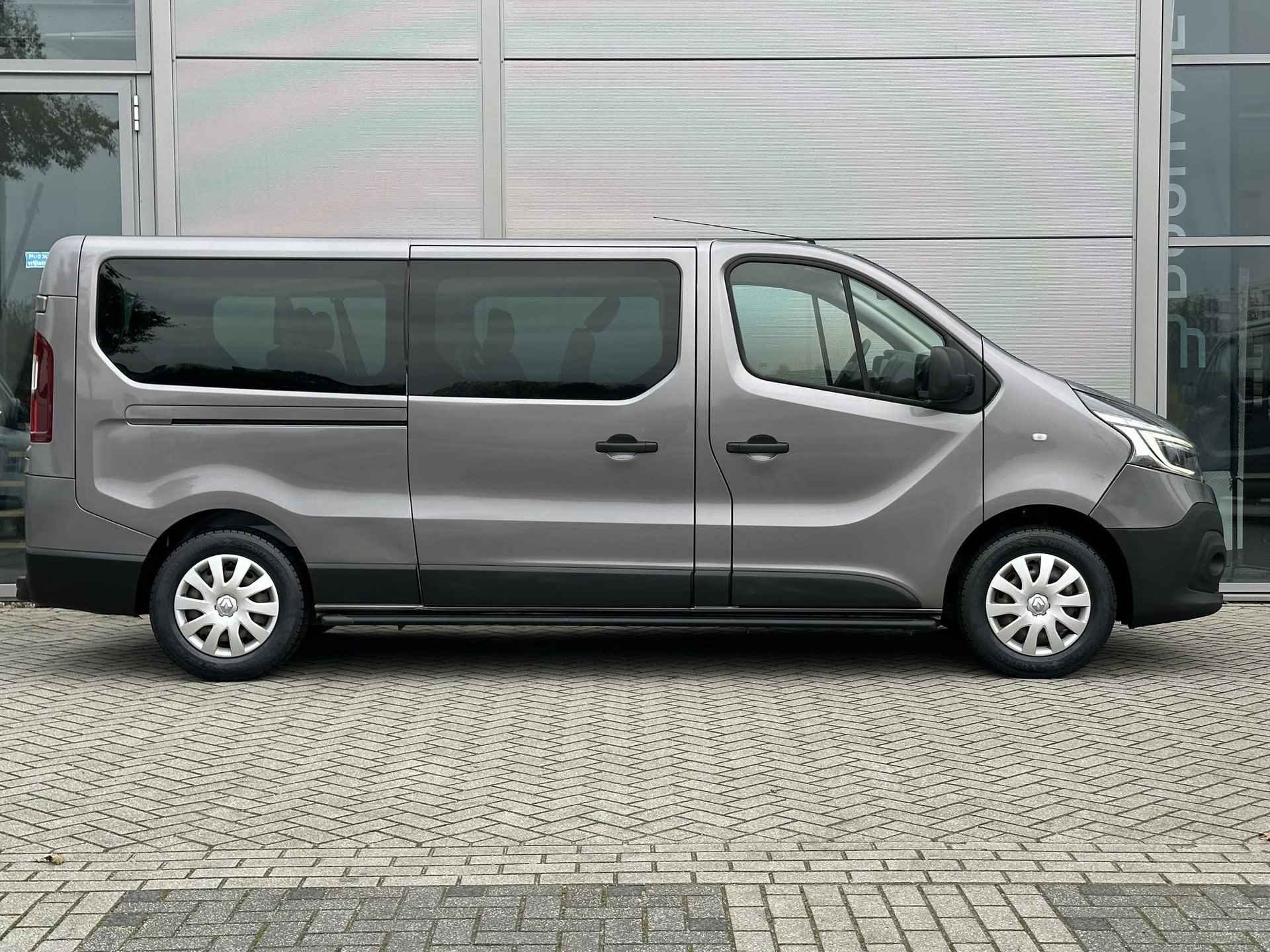 Renault Trafic Passenger 2.0 dCi 120 Grand Zen | 9-Persoons | Navigatie | Trekhaak | Sidesteps - 23/34