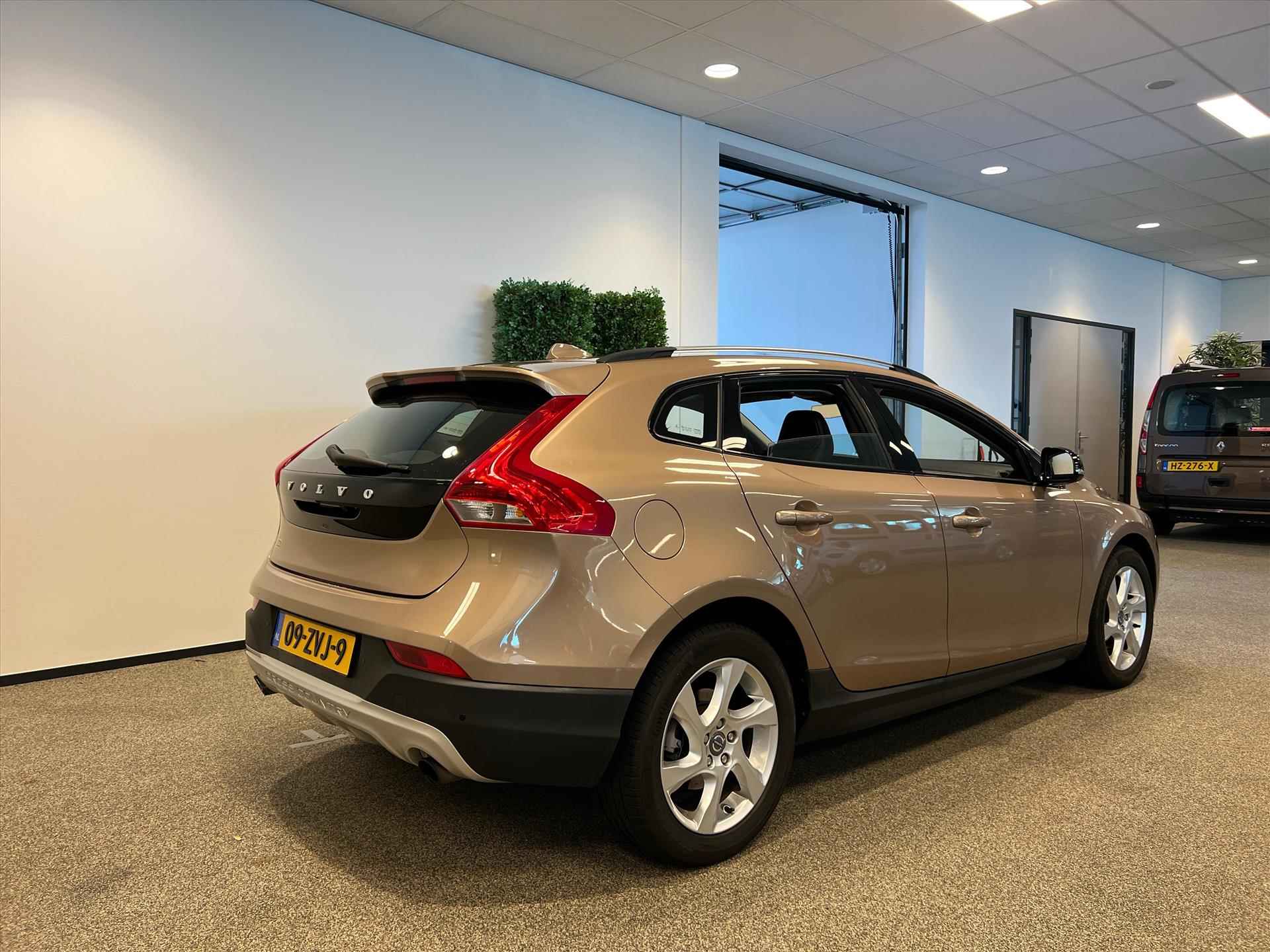 Volvo V40 Cross Country Handbediening HBR+SG Automaat - 7/30