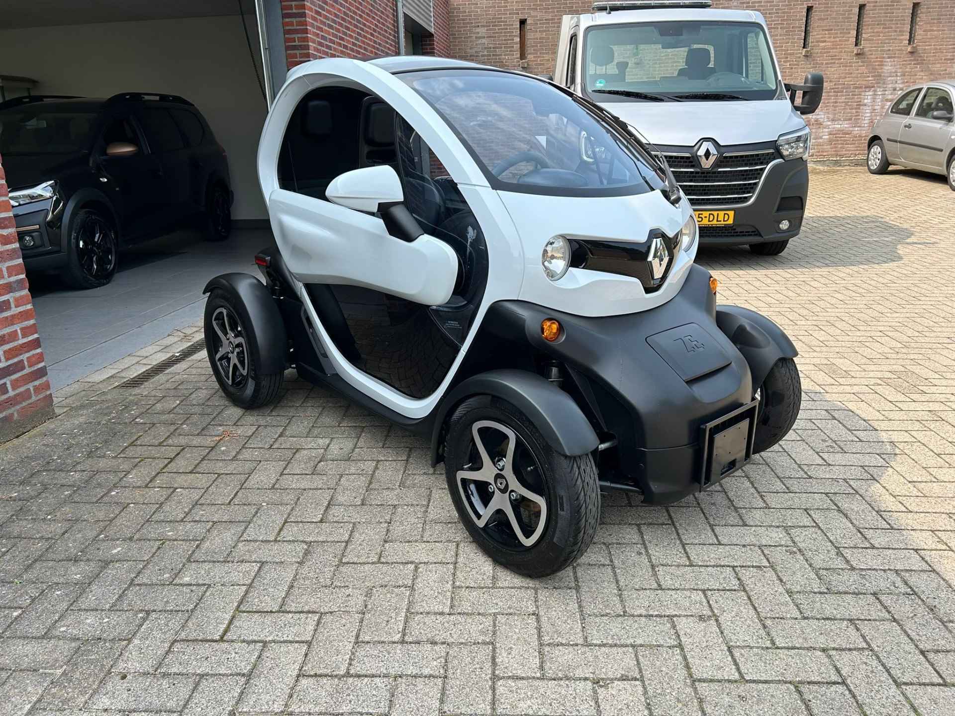 Renault Twizy Intens (ex Accu) / Glazen dak/ PDC achter/Ramen - 3/14