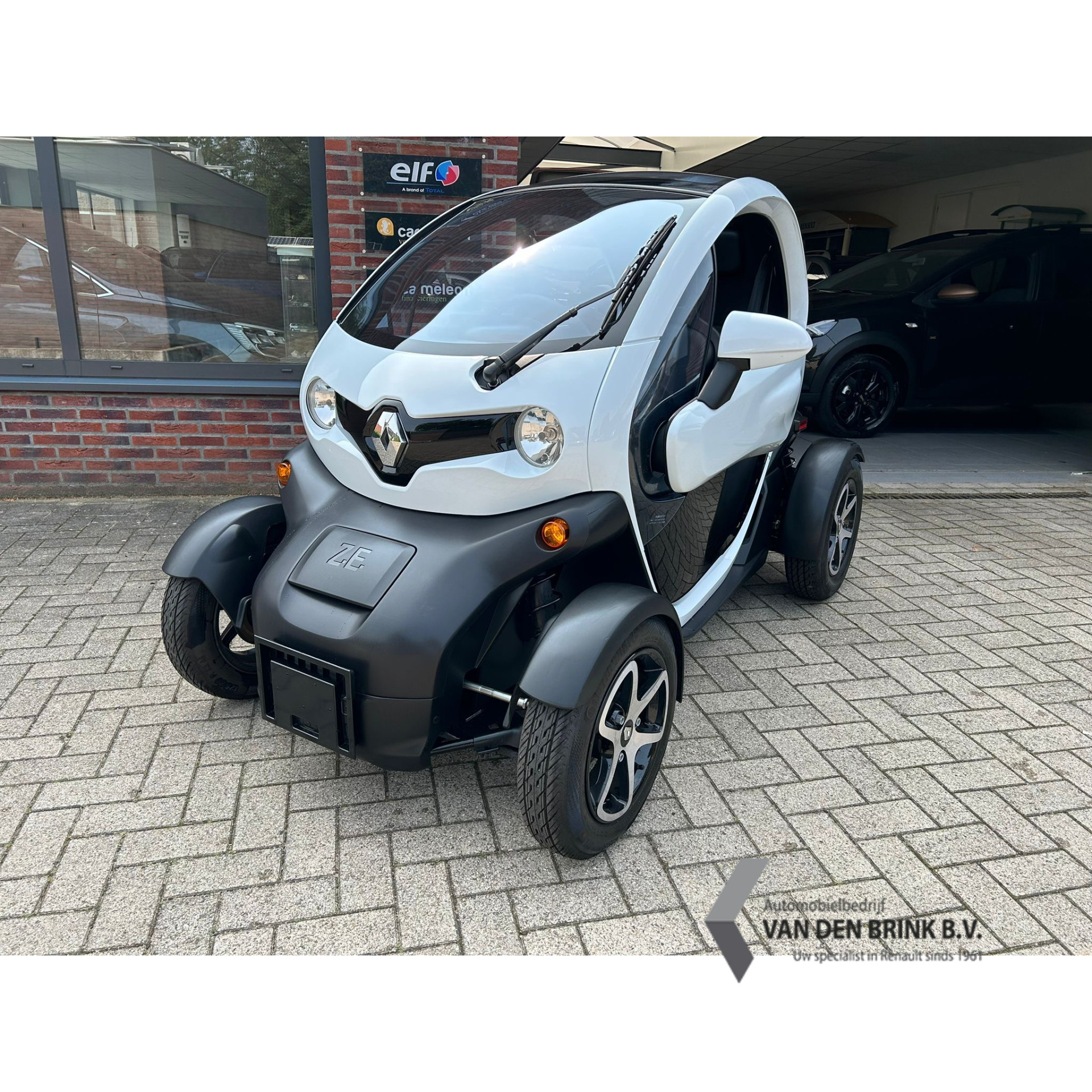 Renault Twizy Intens (ex Accu) / Glazen dak/ PDC achter/Ramen