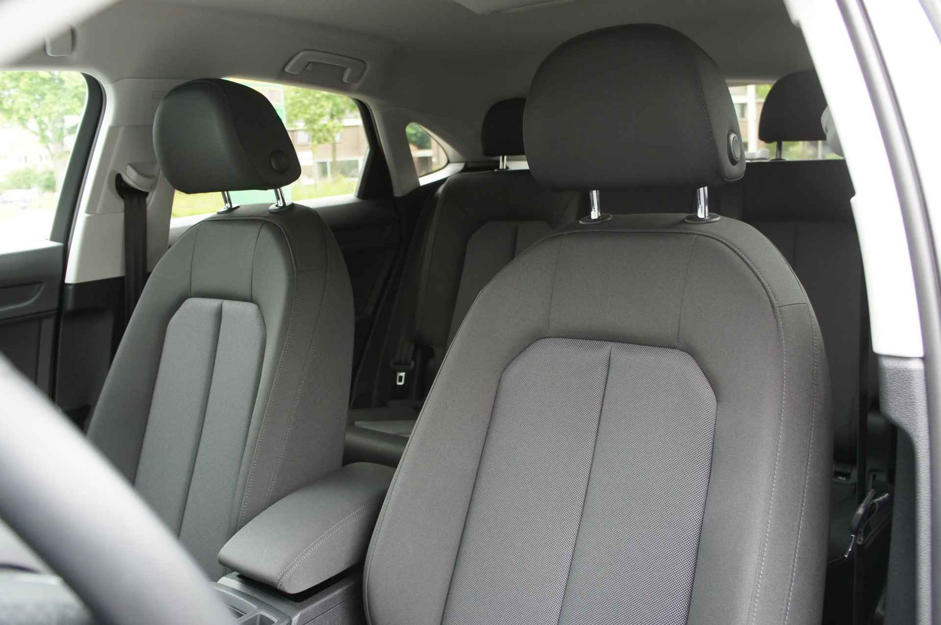 Audi Q3 Sportback 35 TFSI S Edition | Navi | CarPlay | DAB | LED | 20" - 3/20