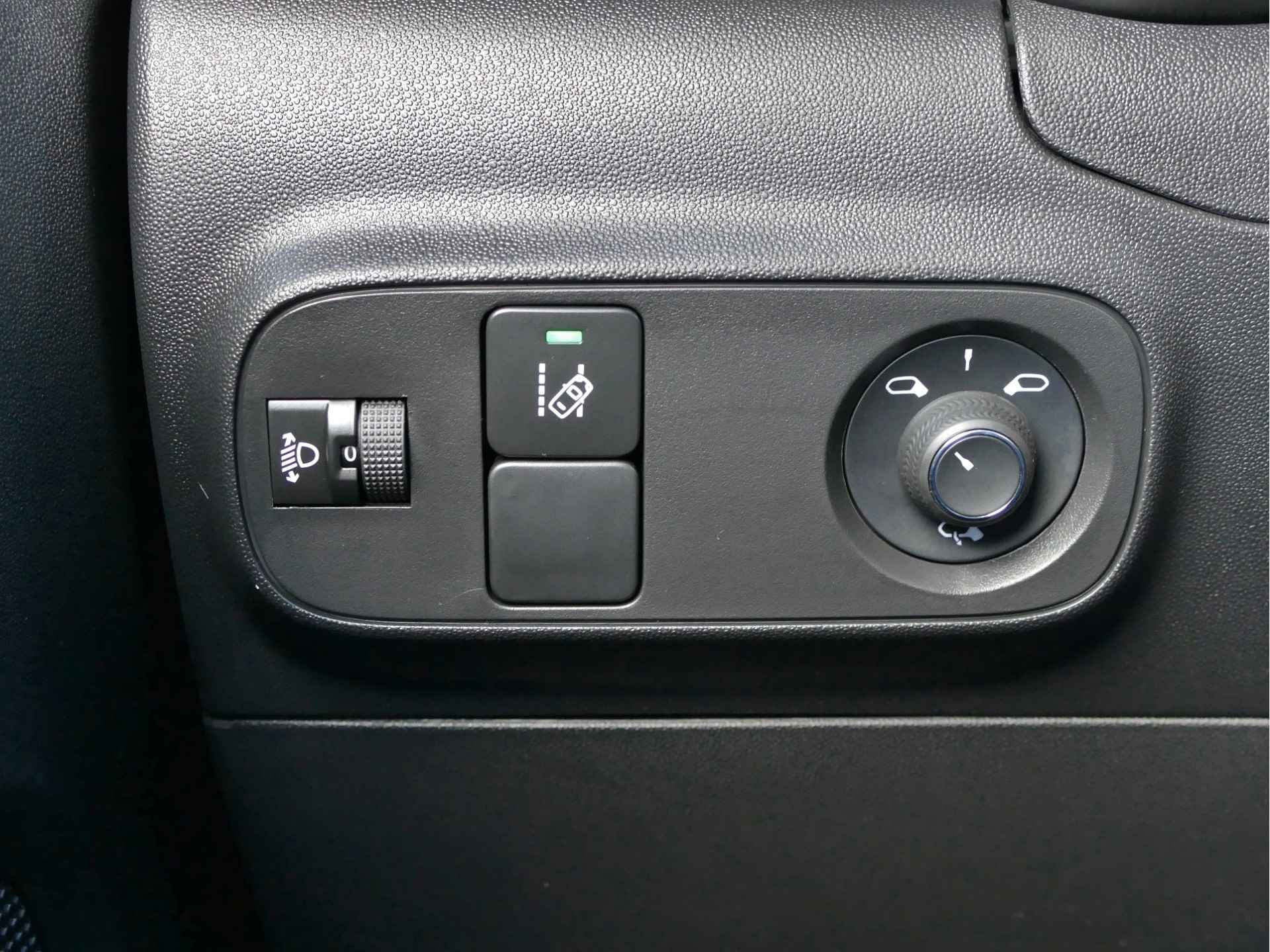 Citroën C3 1.2 PureTech S&S Shine | achteruitrijcamera | Apple carplay / Android auto - 30/45