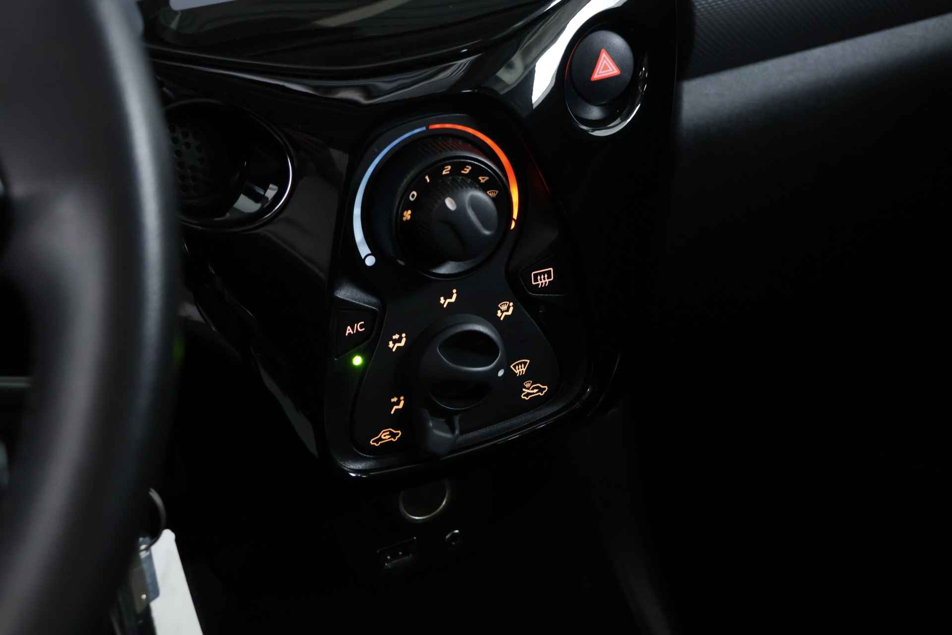 Peugeot 108 1.0 e-VTi Style / Open dak / Carplay / Airco - 16/25