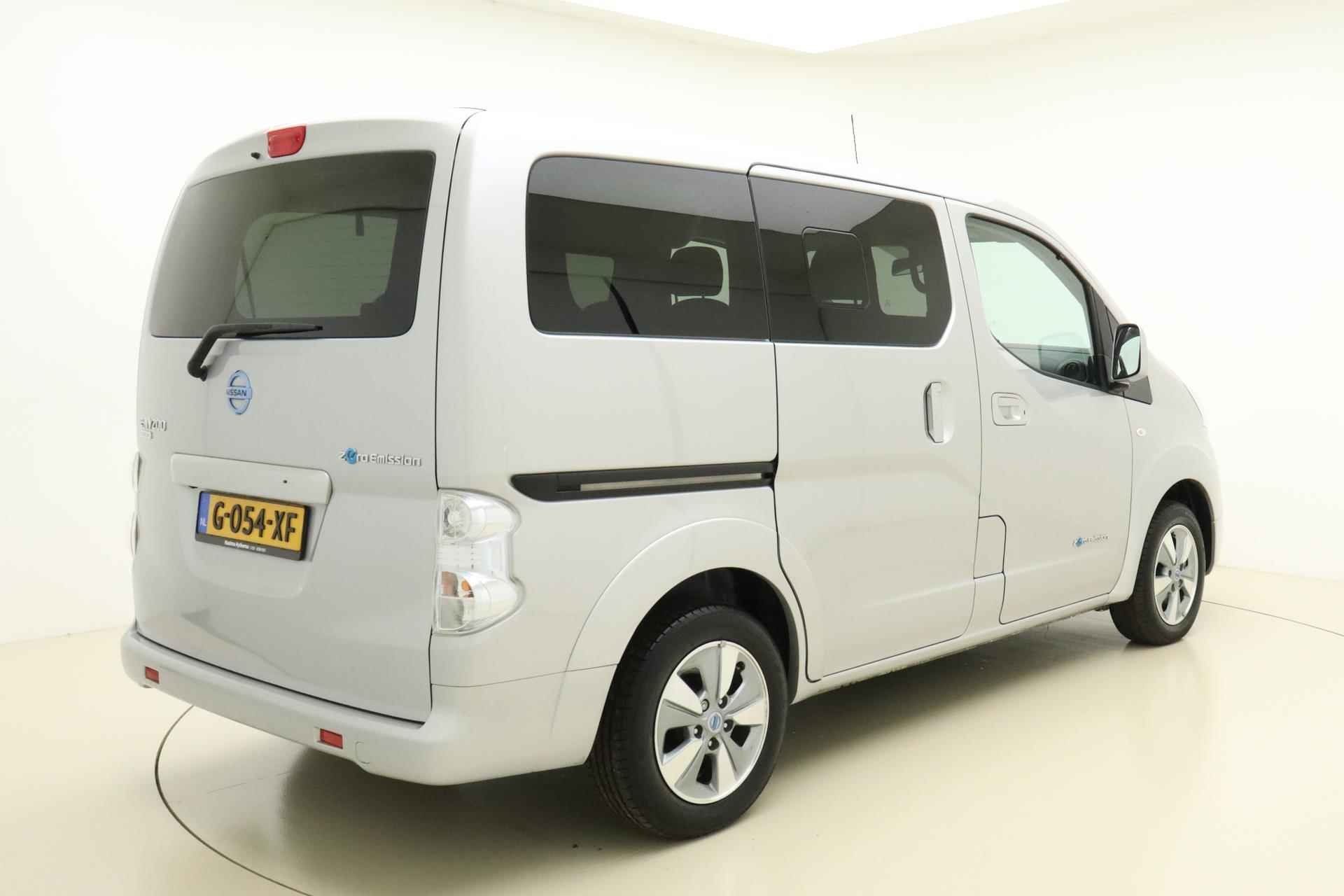 Nissan e-NV200 Evalia 40 kWh Connect Edition 7p | Navigatie | Climate control | Laadkabels | Getint glas | Dubbele zijschuifdeur | Keyless | 7 Zitplaatsen - 3/37