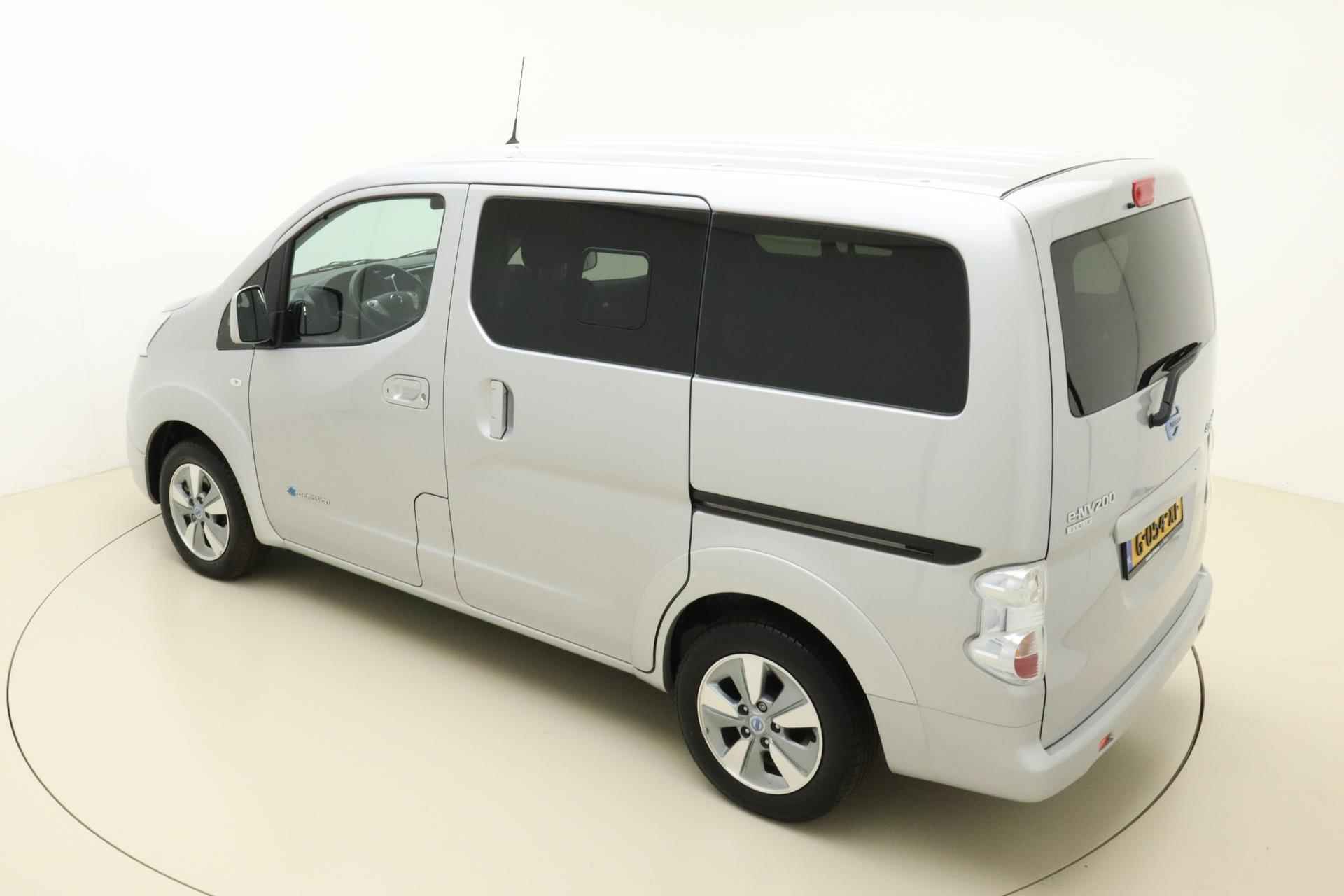 Nissan e-NV200 Evalia 40 kWh Connect Edition 7p | Navigatie | Climate control | Laadkabels | Getint glas | Dubbele zijschuifdeur | Keyless | 7 Zitplaatsen - 5/37