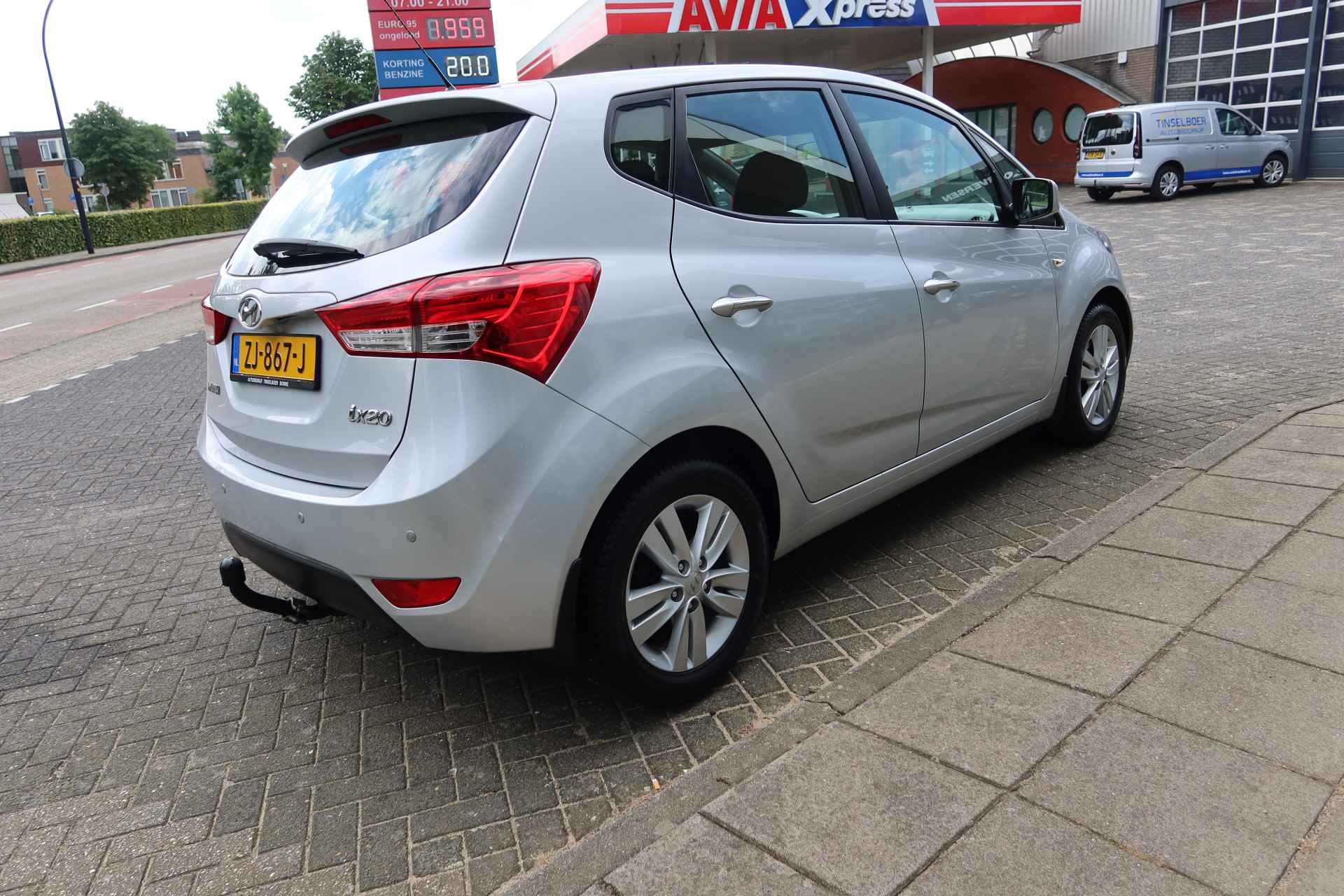 Hyundai ix20 1.6i i-Vision AUTOMAAT ! 59dkm! ALL-Season banden - 6/20