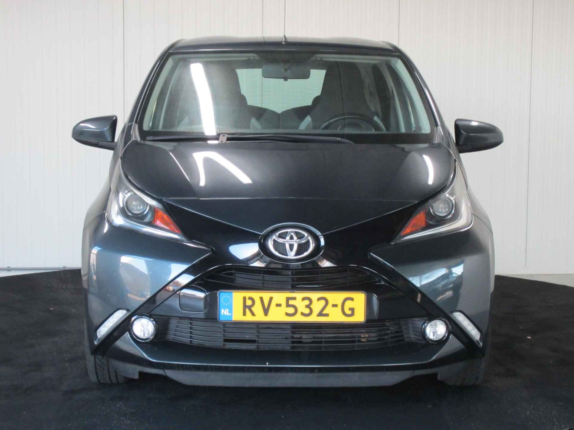 Toyota Aygo 1.0 VVT-i x-play Airco Camera - 18/20