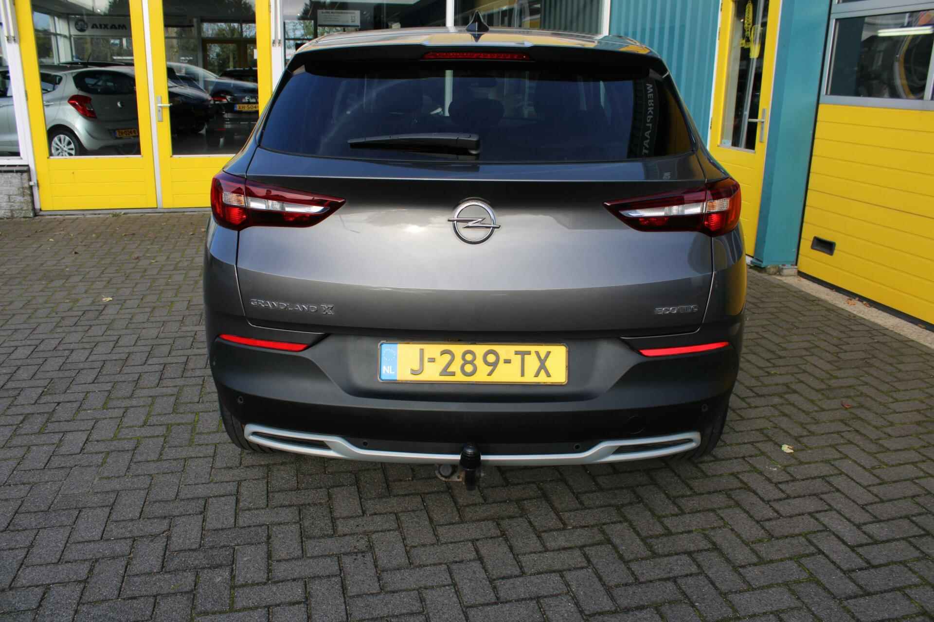 Opel Grandland X 1.2 Turbo Business Executive - 5/36