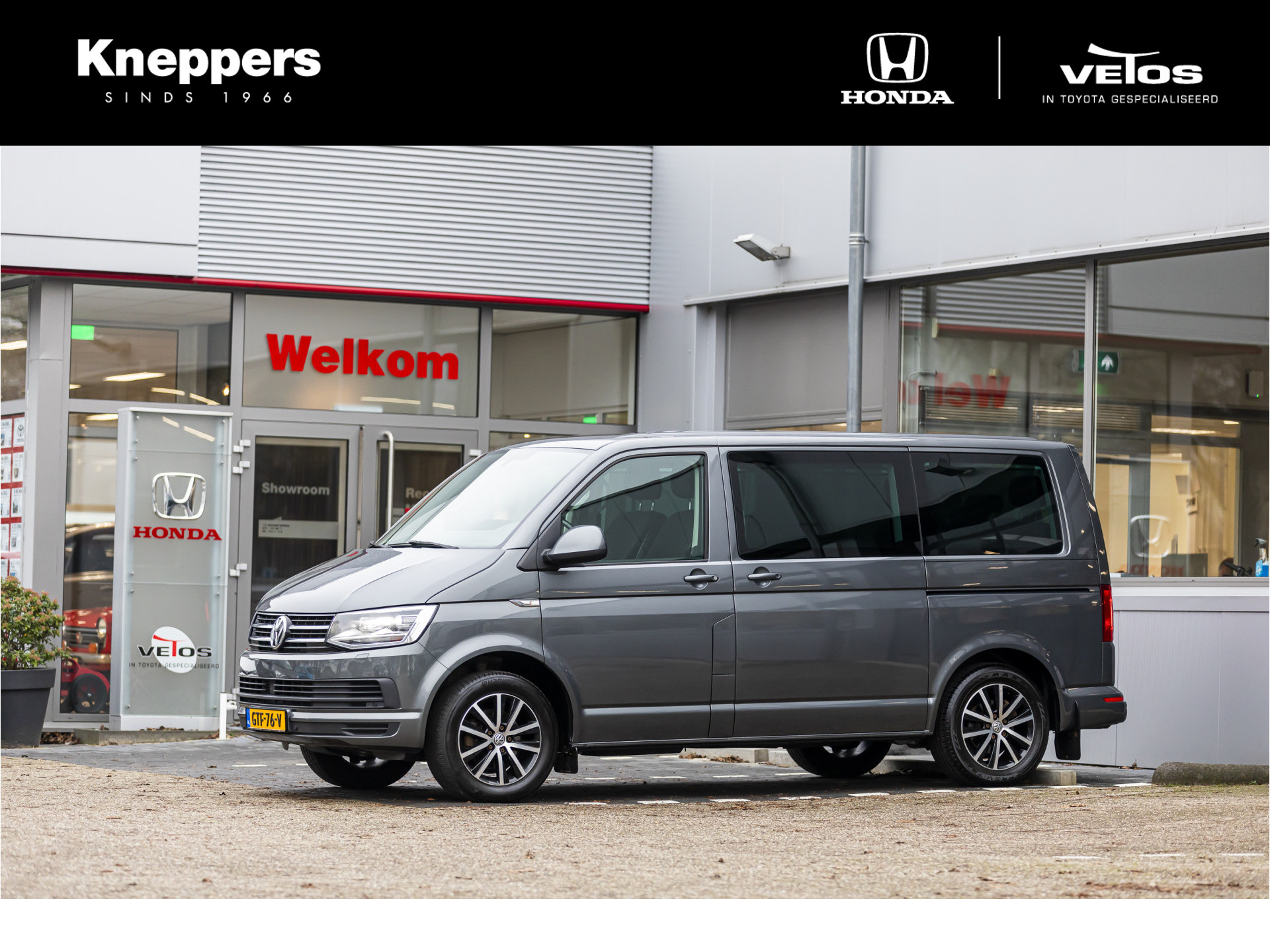 Volkswagen Multivan 2.0 TSI L1H1 Highline 2 Schuifdeuren, Trekhaak, Parkeersensoren, Apple/Android , All-in Rijklaarprijs